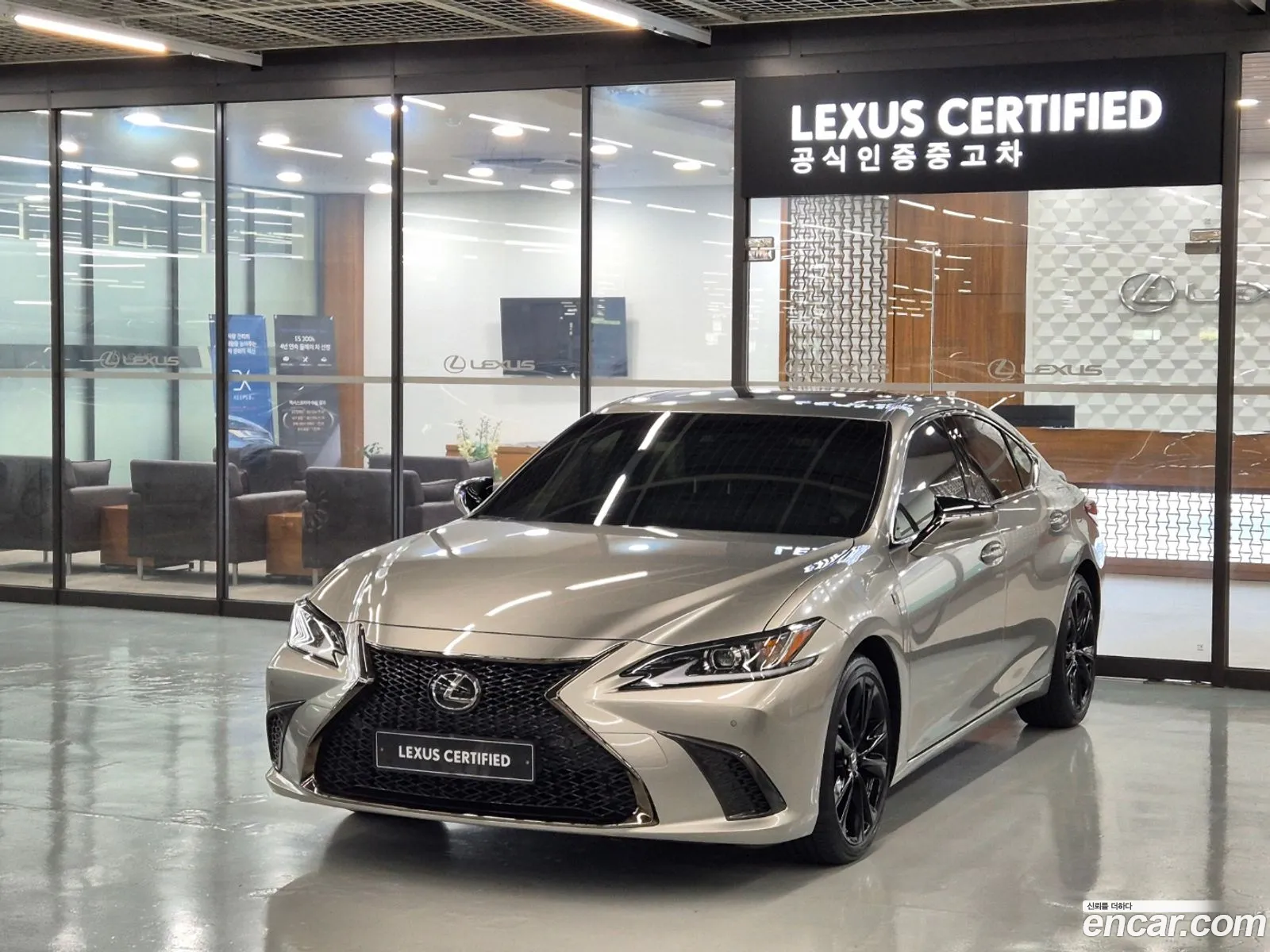 Lexus Es300H 7Th Generation F-Sport Design Package - фотография 6670853