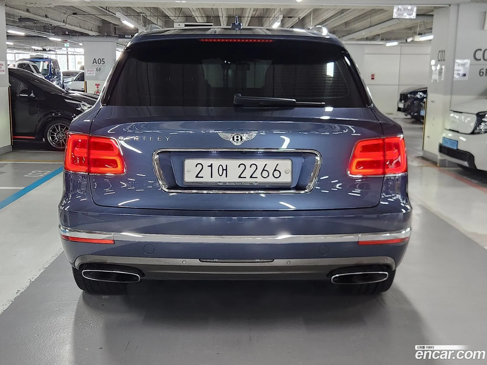 Bentley Bentayga 60 W12 - фотография 4438185