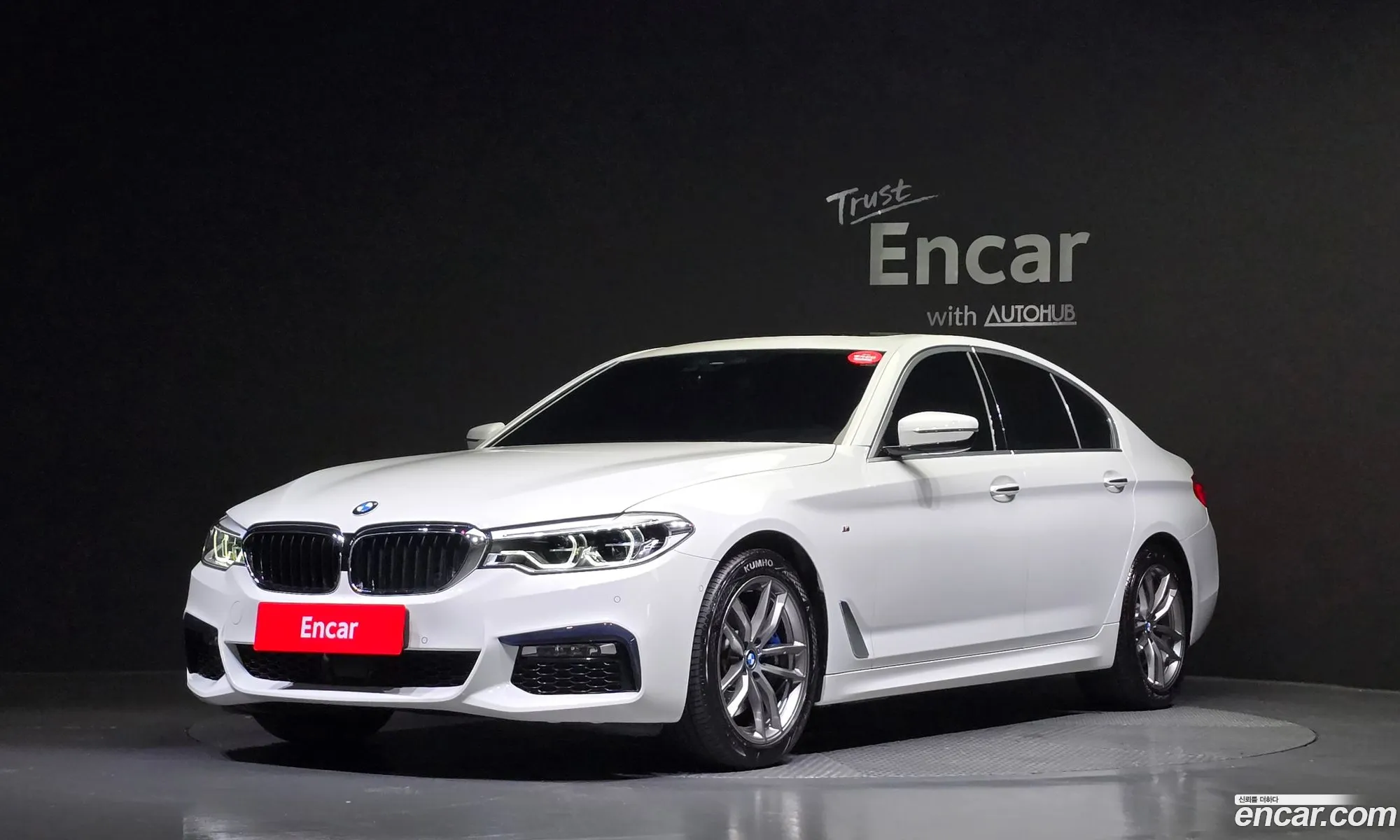 BMW 5 Series G30 530I xDrive M Sports - фотография 18389173