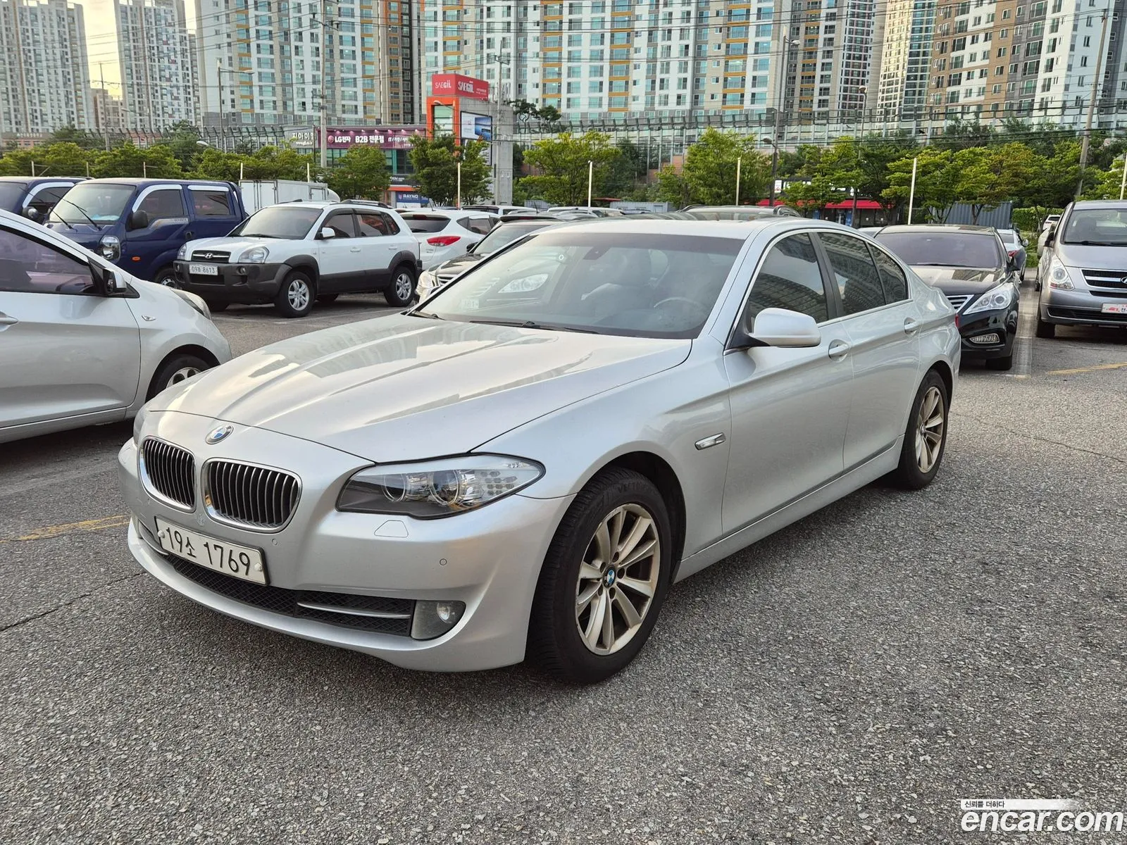 BMW 5 Series F10 520D - фотография 3687283