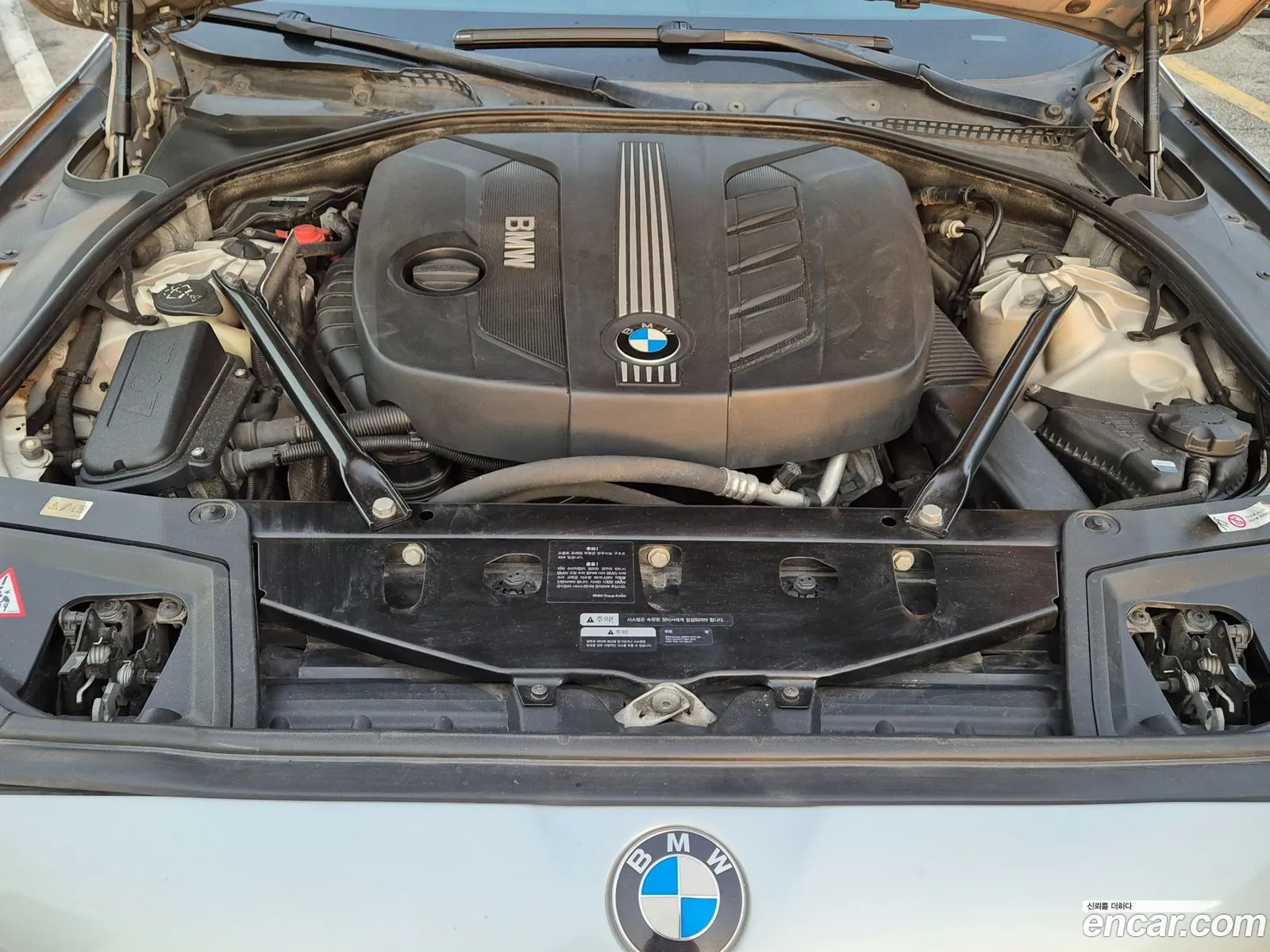 BMW 5 Series F10 520D - фотография 3687286
