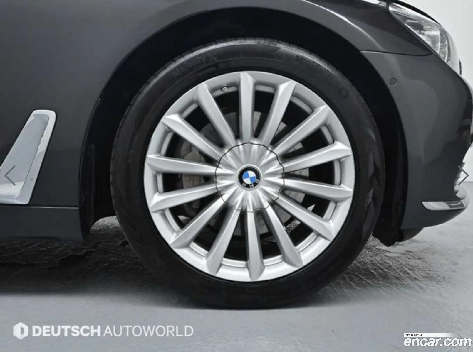 BMW 7 Series G11 730D xDrive - фотография 8663824