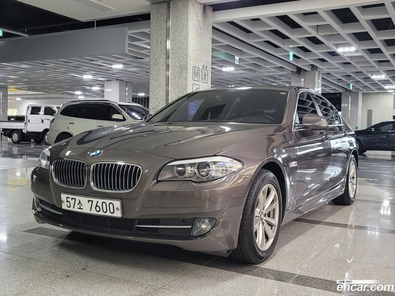 BMW 5 Series F10 520D - фотография 7016523
