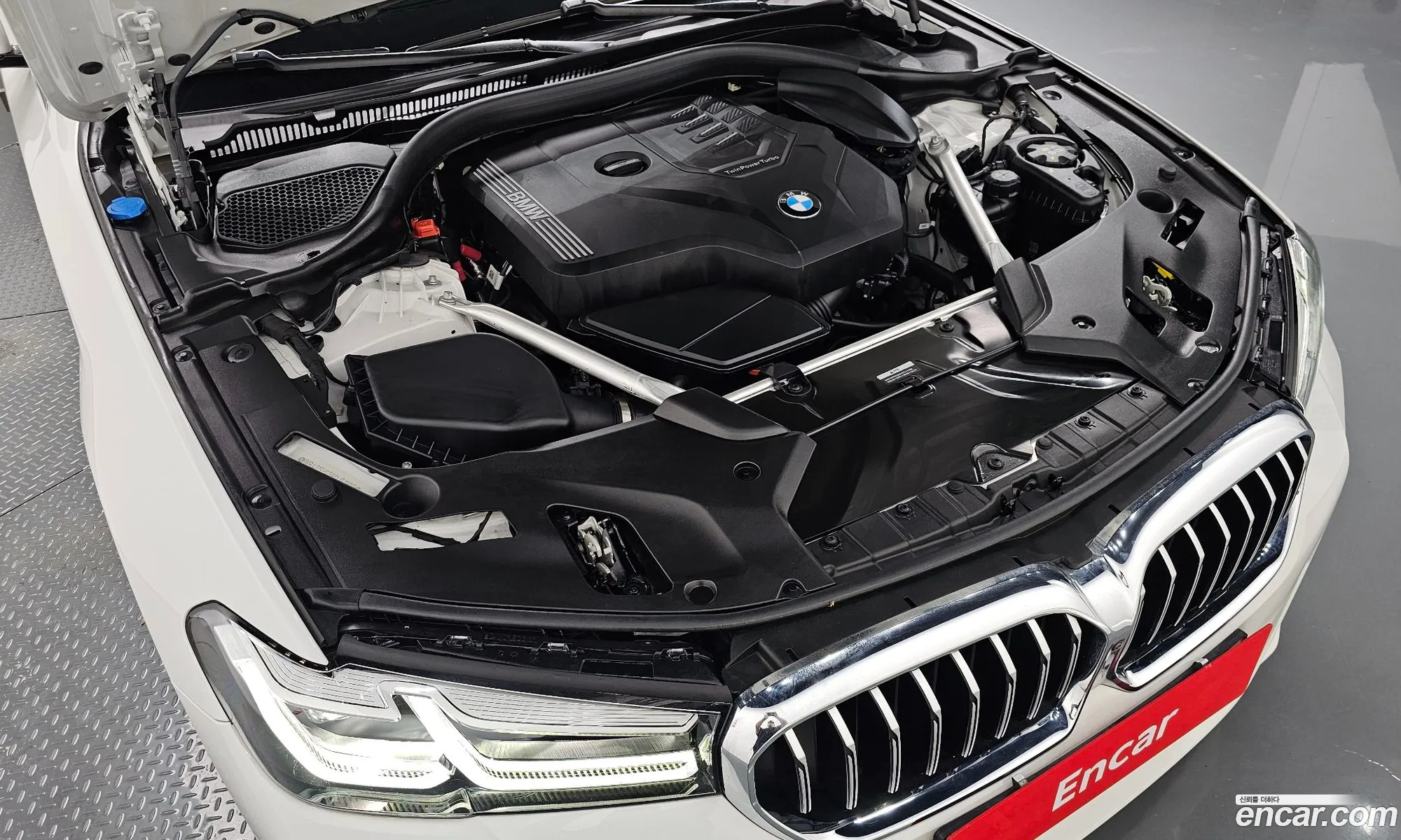 BMW 5 Series G30 520I M Sports - фотография 6615551