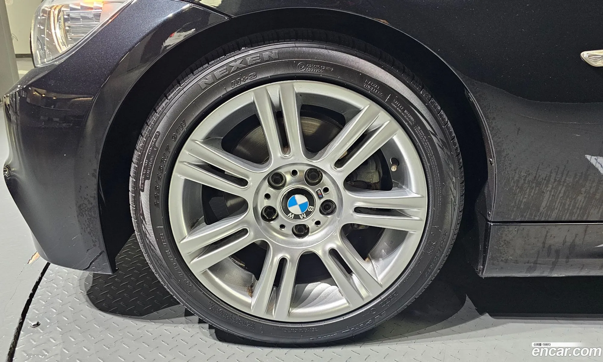 BMW 3 Series E90 320D Sedan M Sports - фотография 5658632