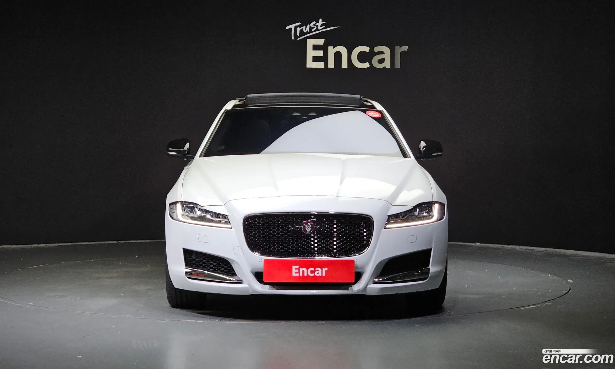 Jaguar Xf X260 25T Portfolio - фотография 3930943