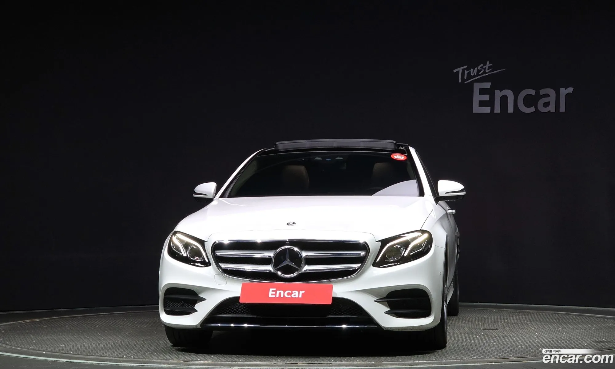 Mercedes E-Class W213 E300 4Matic Amg Line - фотография 19186467