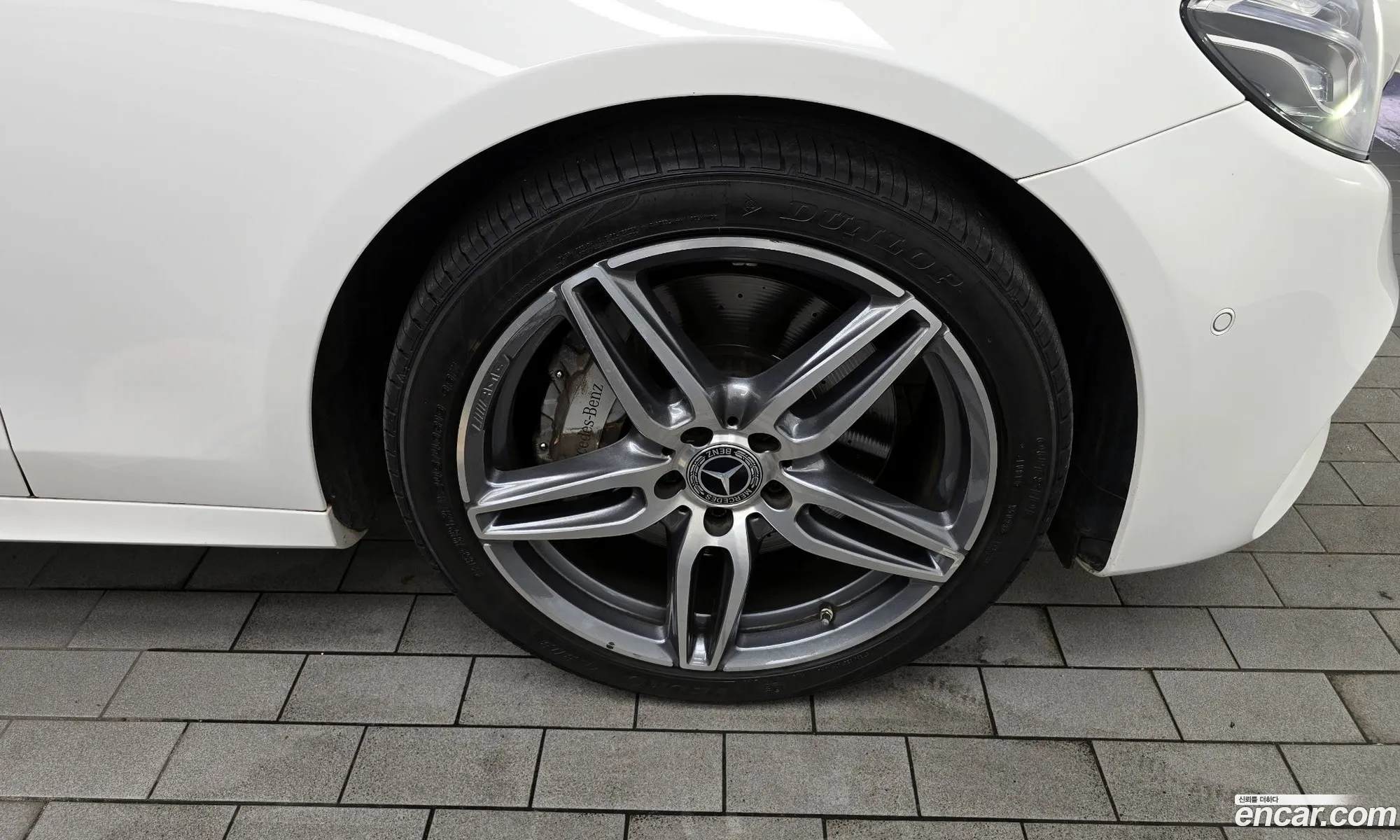 Mercedes E-Class W213 E300 4Matic Amg Line - фотография 19186469