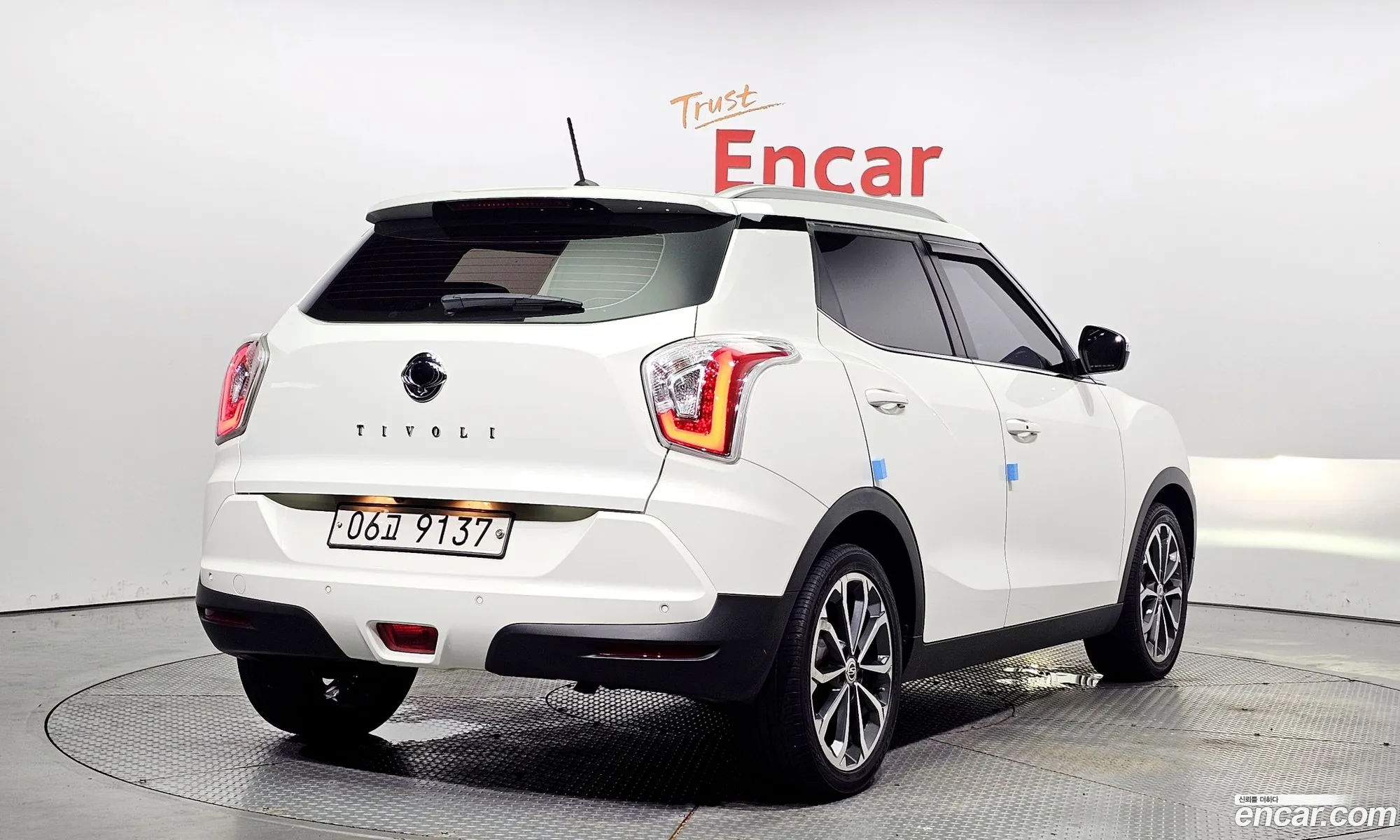 Kg Mobility Ssangyong Tivoli Armor Lx 2Wd - фотография 7155948