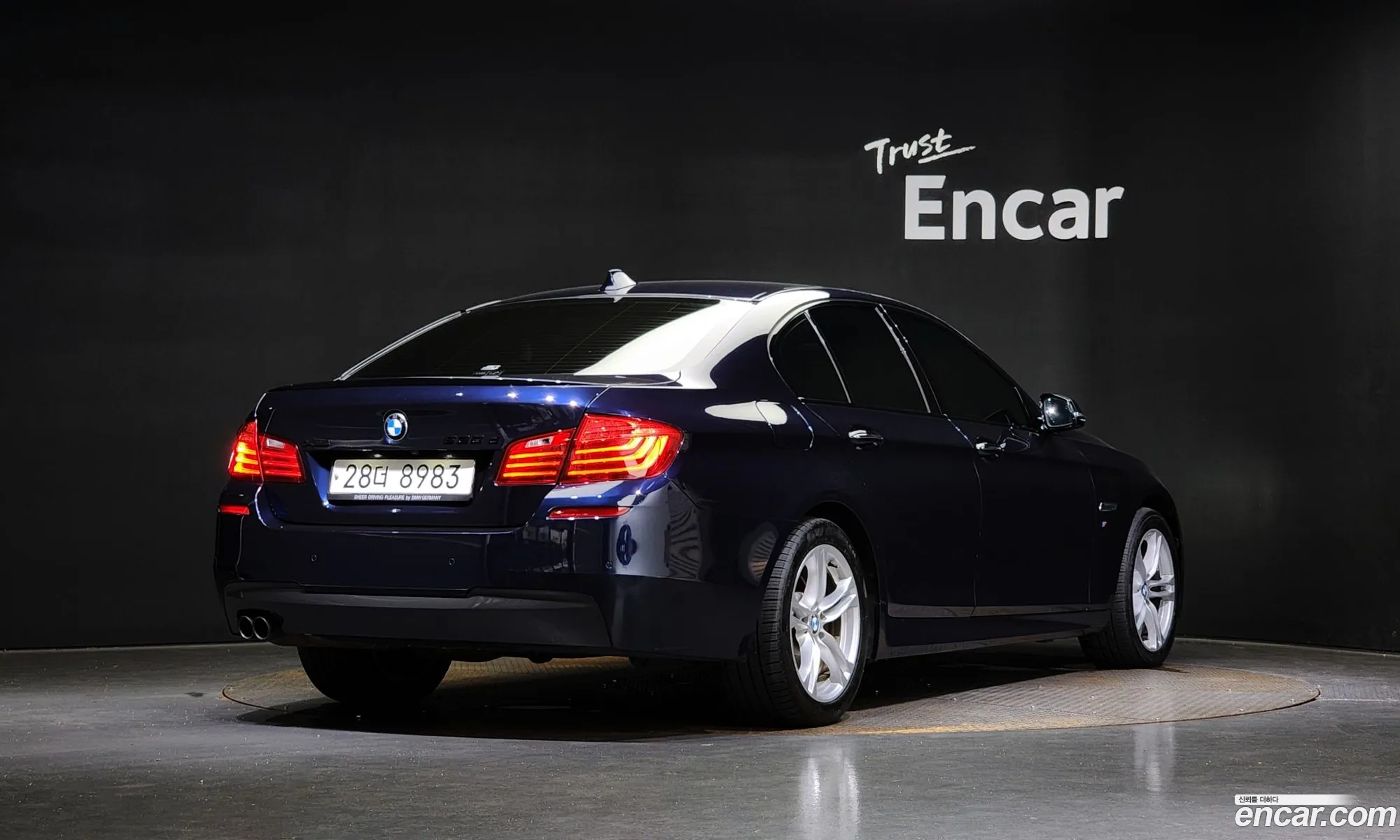 BMW 5 Series F10 530D xDrive M Sports - фотография 7414483