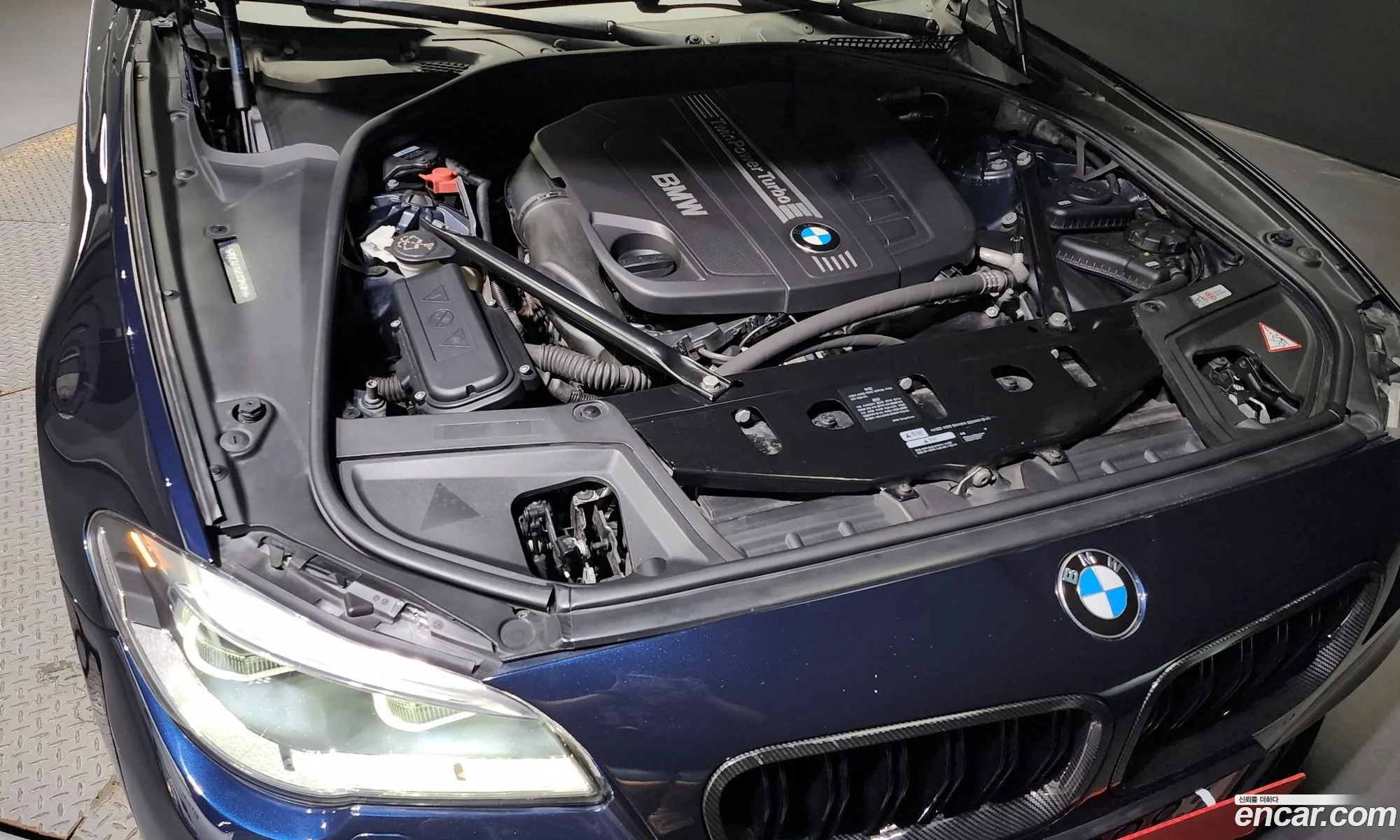 BMW 5 Series F10 530D xDrive M Sports - фотография 7414487