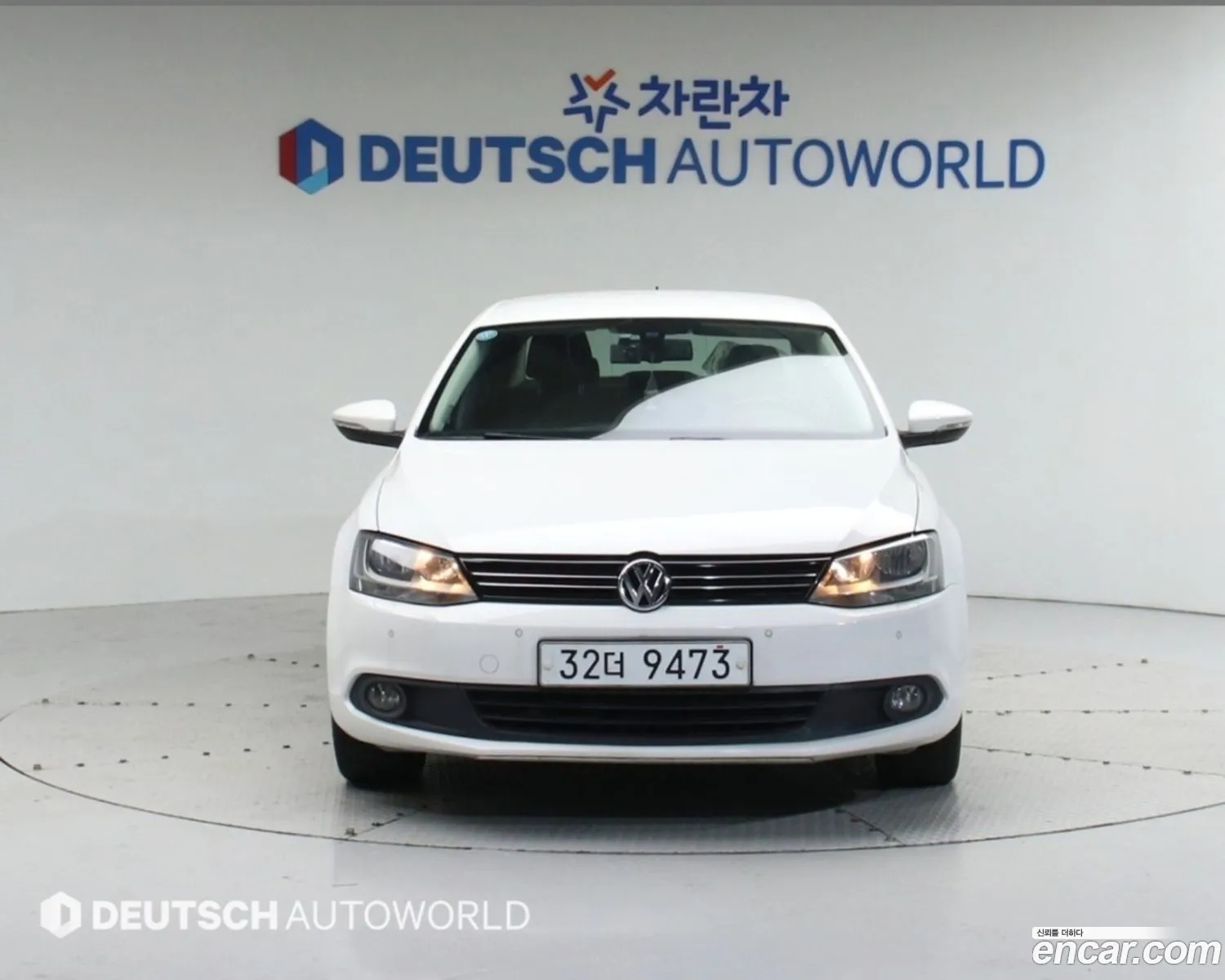 Volkswagen New Jetta 16 Tdi Bluemotion 6Th Generation - фотография 7907311