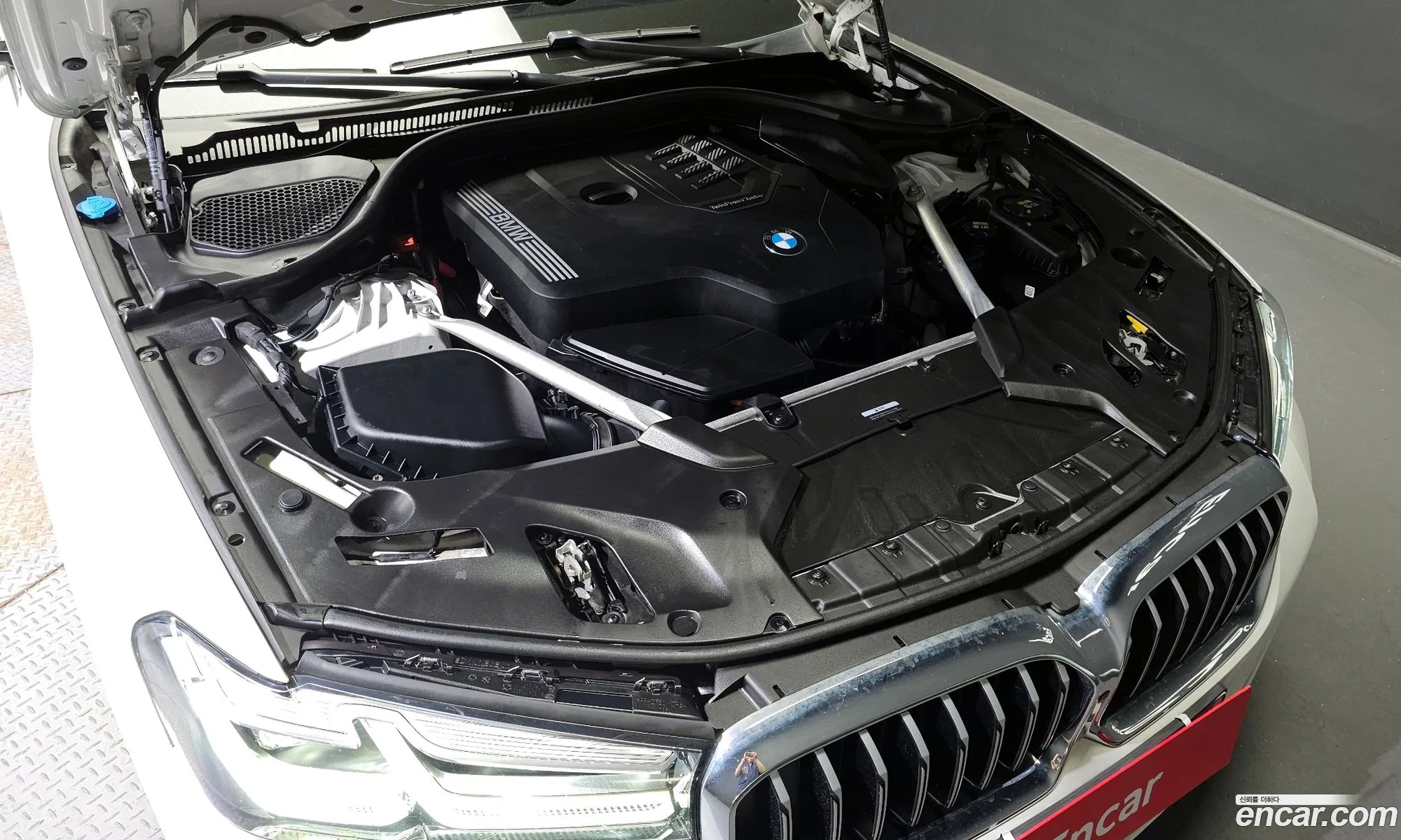 BMW 5 Series G30 520I M Sports - фотография 7294726
