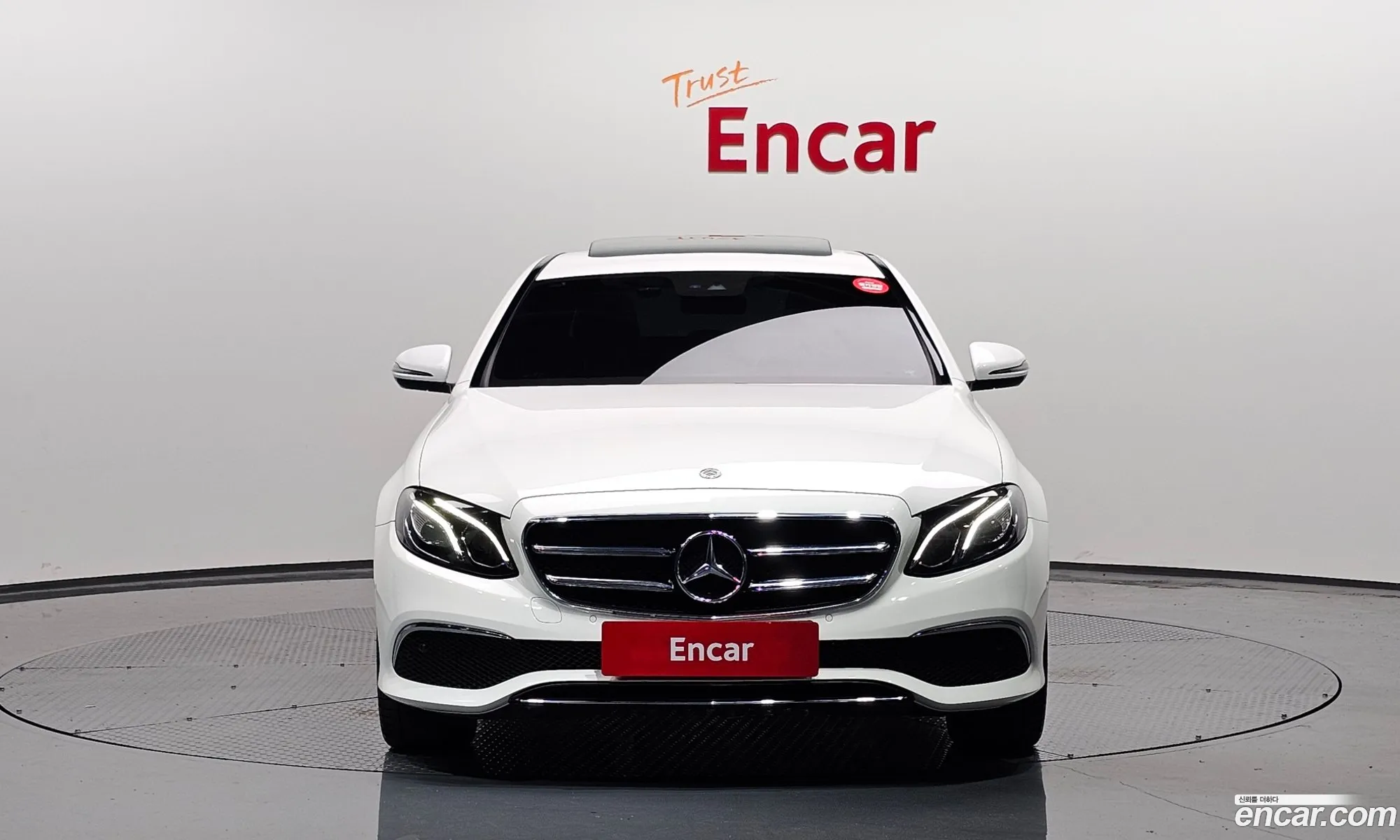 Mercedes E-Class W213 E250 Avantgarde - фотография 19210390