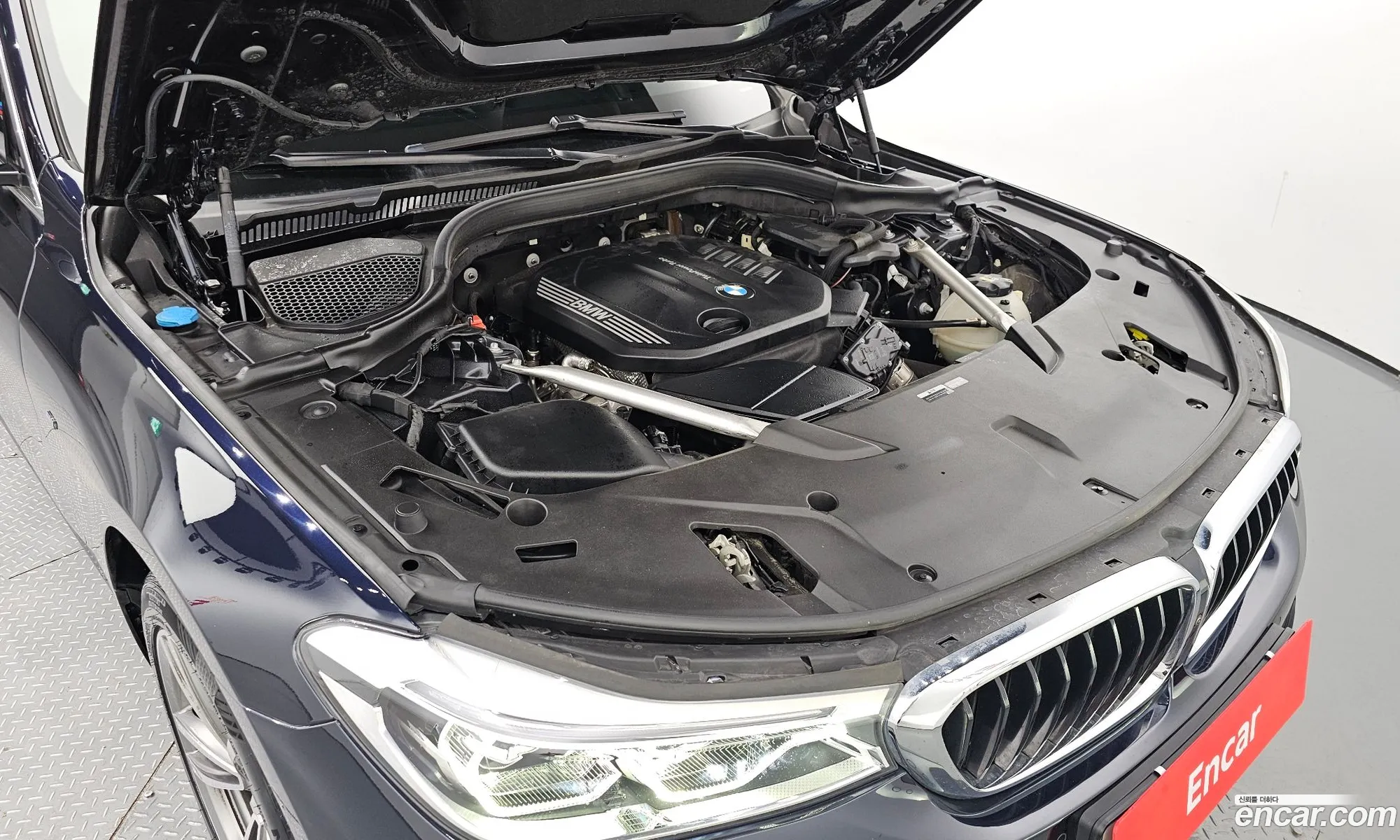 BMW 6 Series Gt G32 620D xDrive M Sports - фотография 12443115