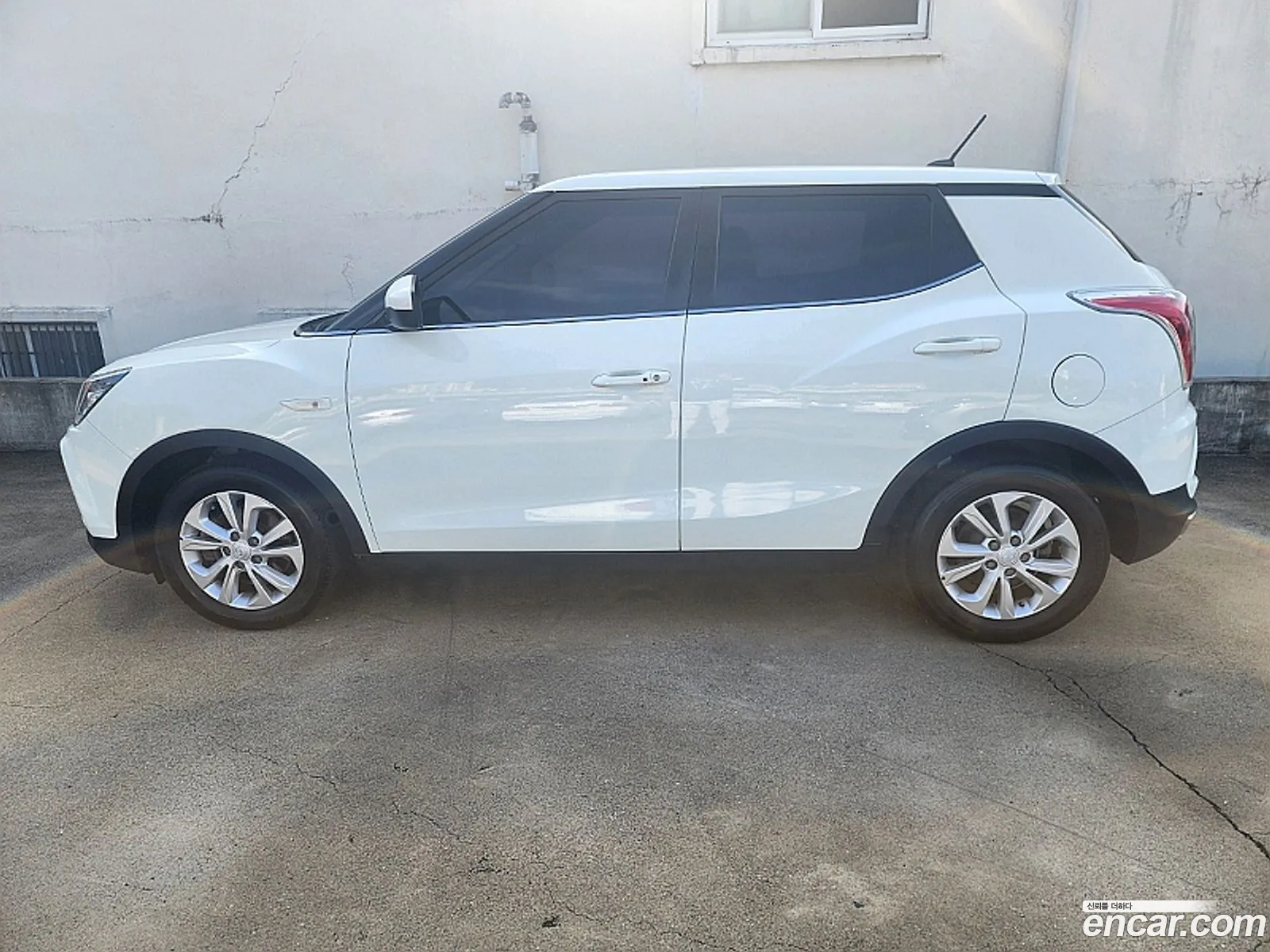 Kg Mobility Ssangyong Tivoli Armor Tx 2Wd - фотография 8169922