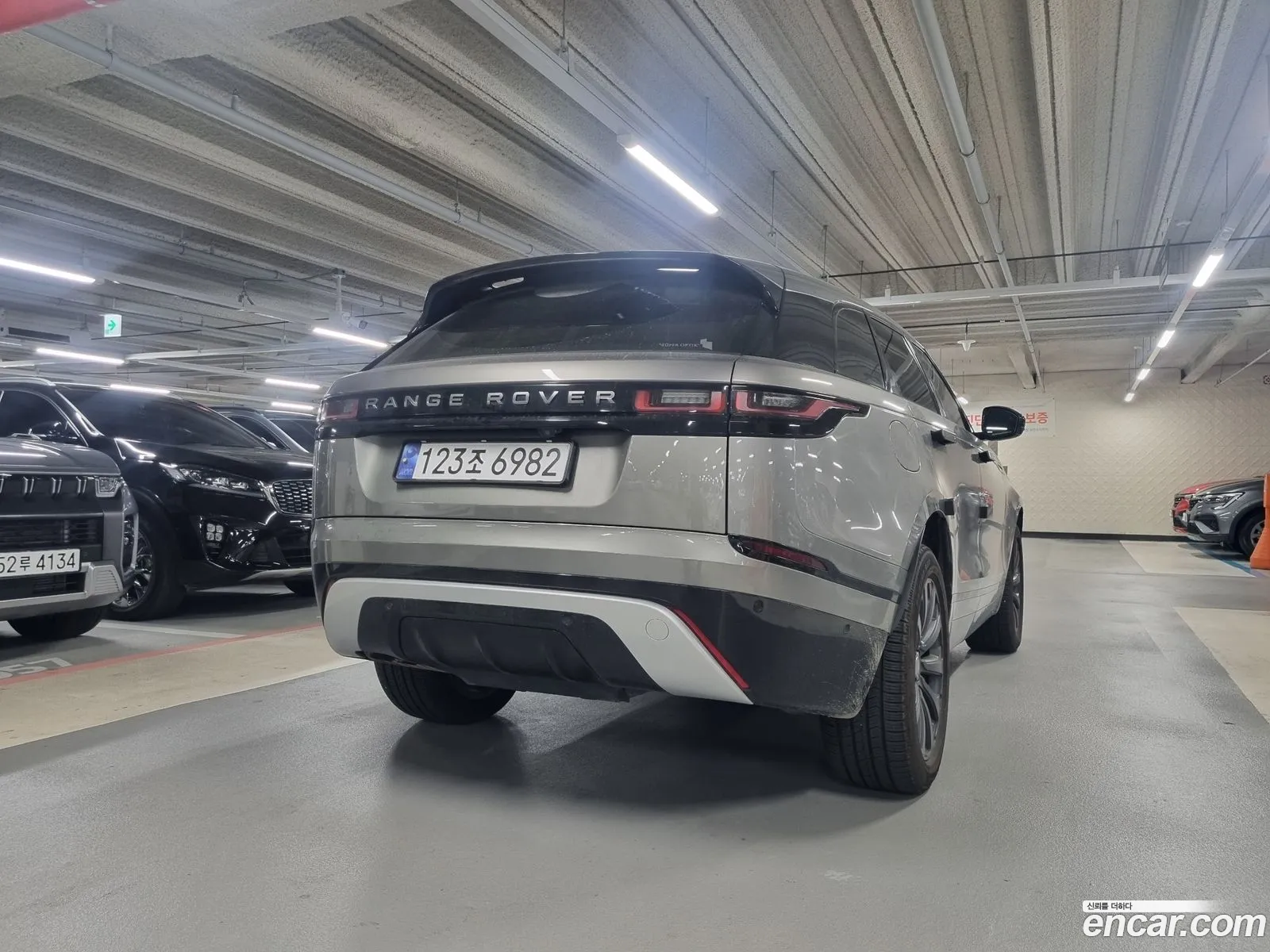 Land Rover Range Rover Velar 20 D240 R-Dynamic Se - фотография 7066252