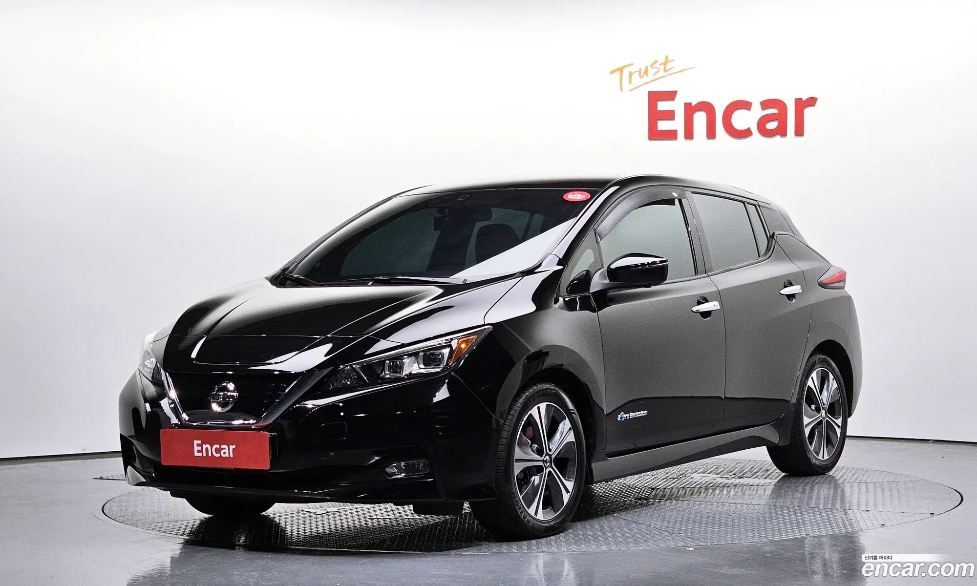 Nissan Leaf Ze1 Ev Sl - фотография 4674658