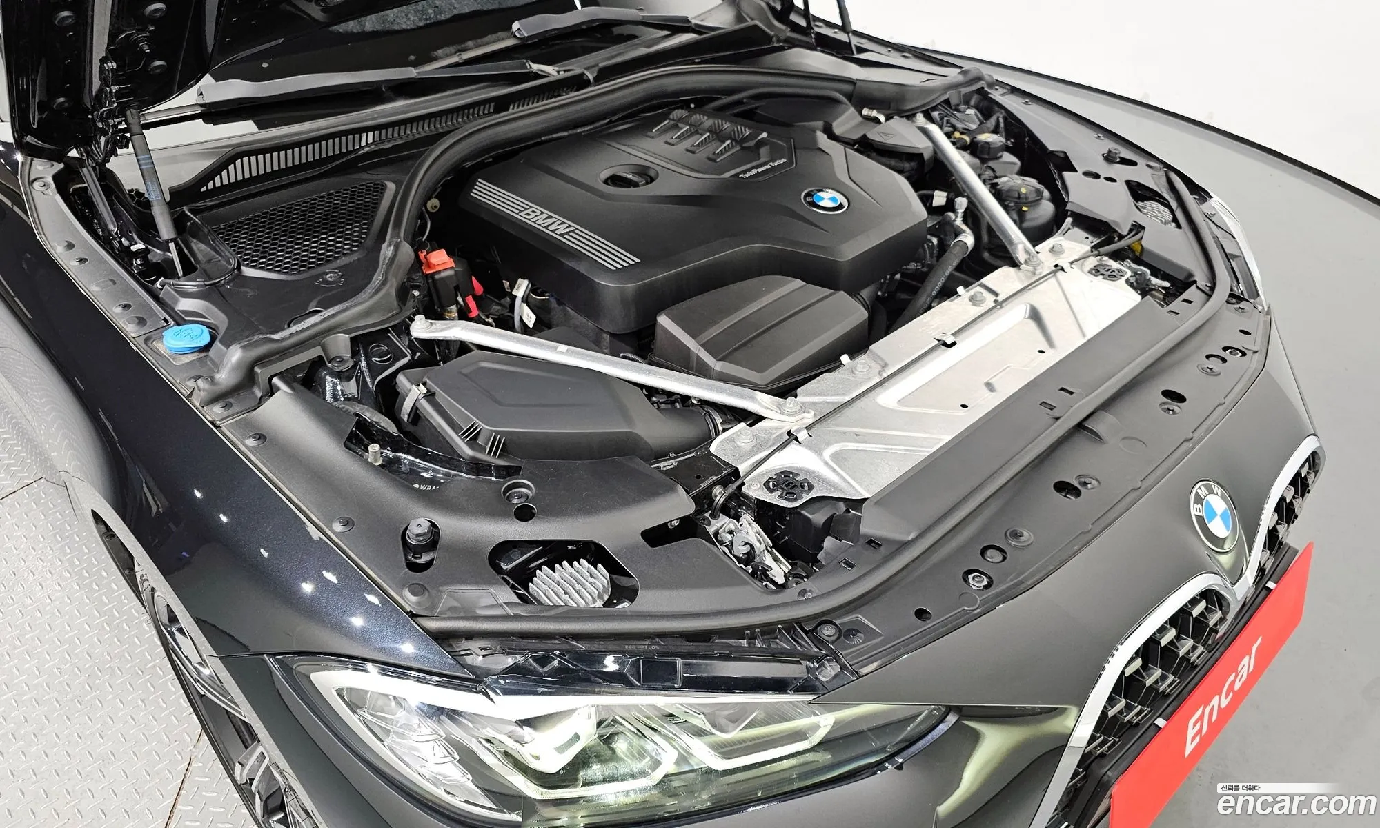 BMW 4 Series G22 420I M Sports Convertible - фотография 18465368