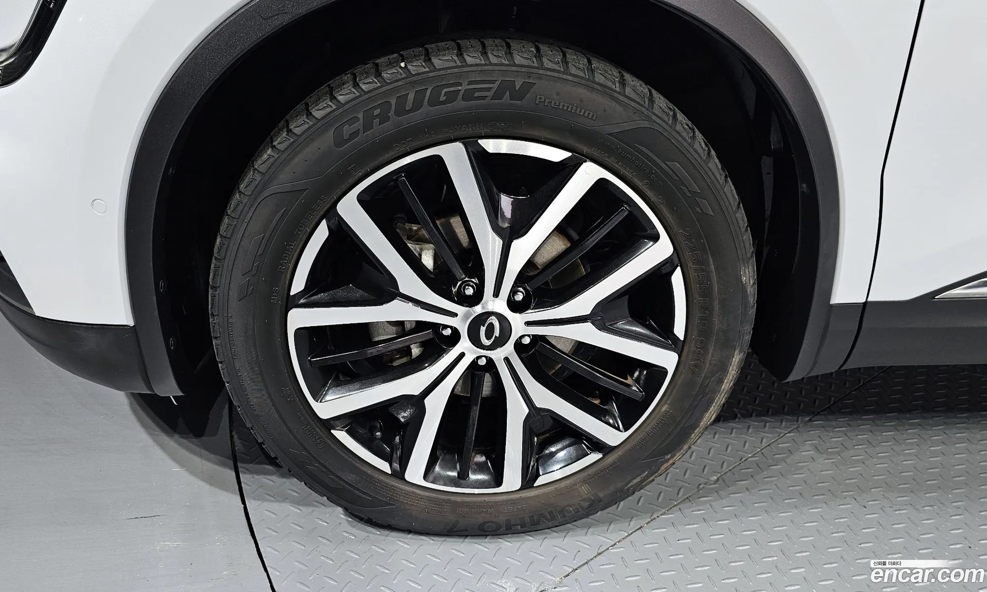 Renault Korea Samsung The New Qm6 20 Lpe Re Signature 2Wd - фотография 7834928