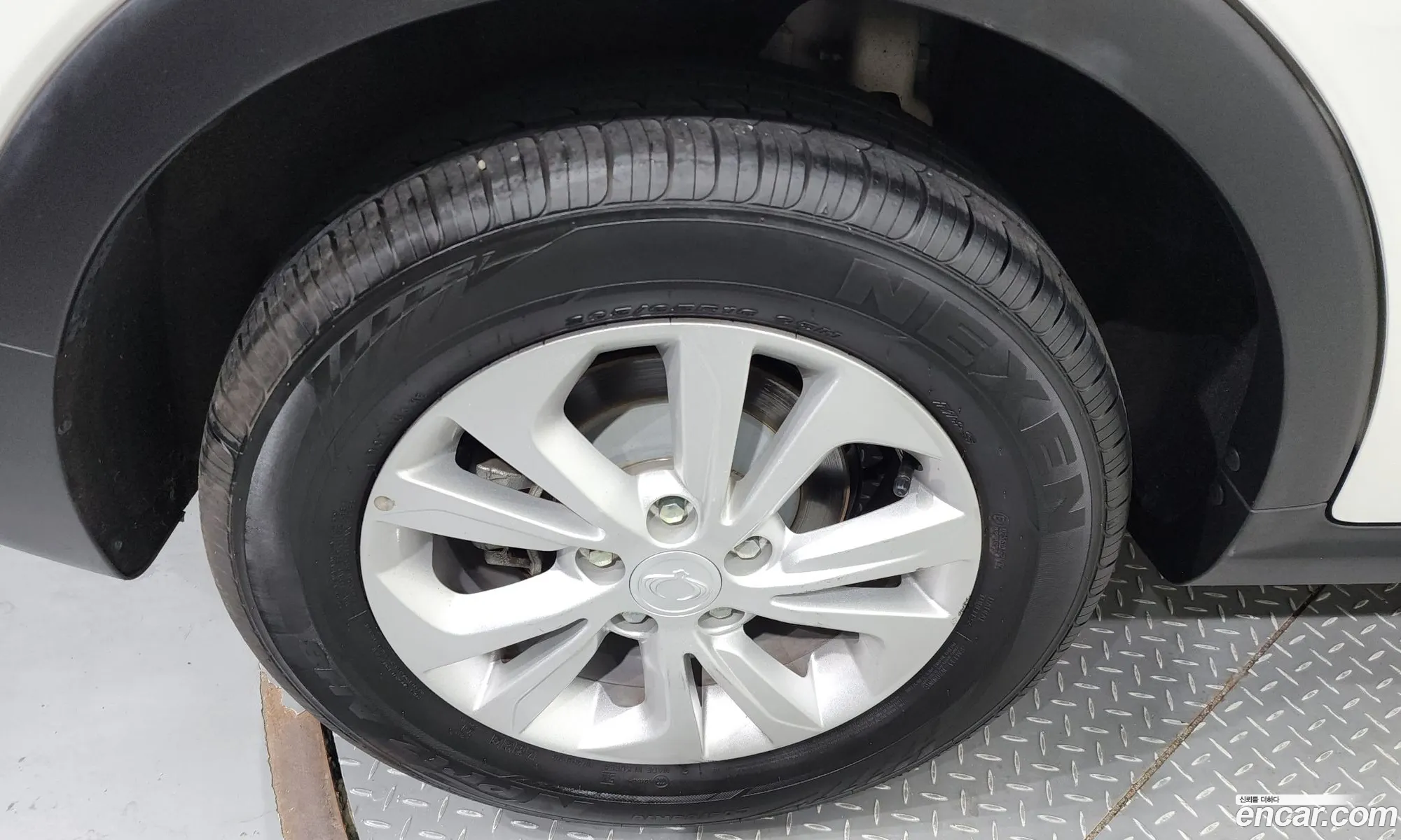 Kg Mobility Ssangyong Very New Tivoli Diesel 16 2Wd V1 - фотография 6670766