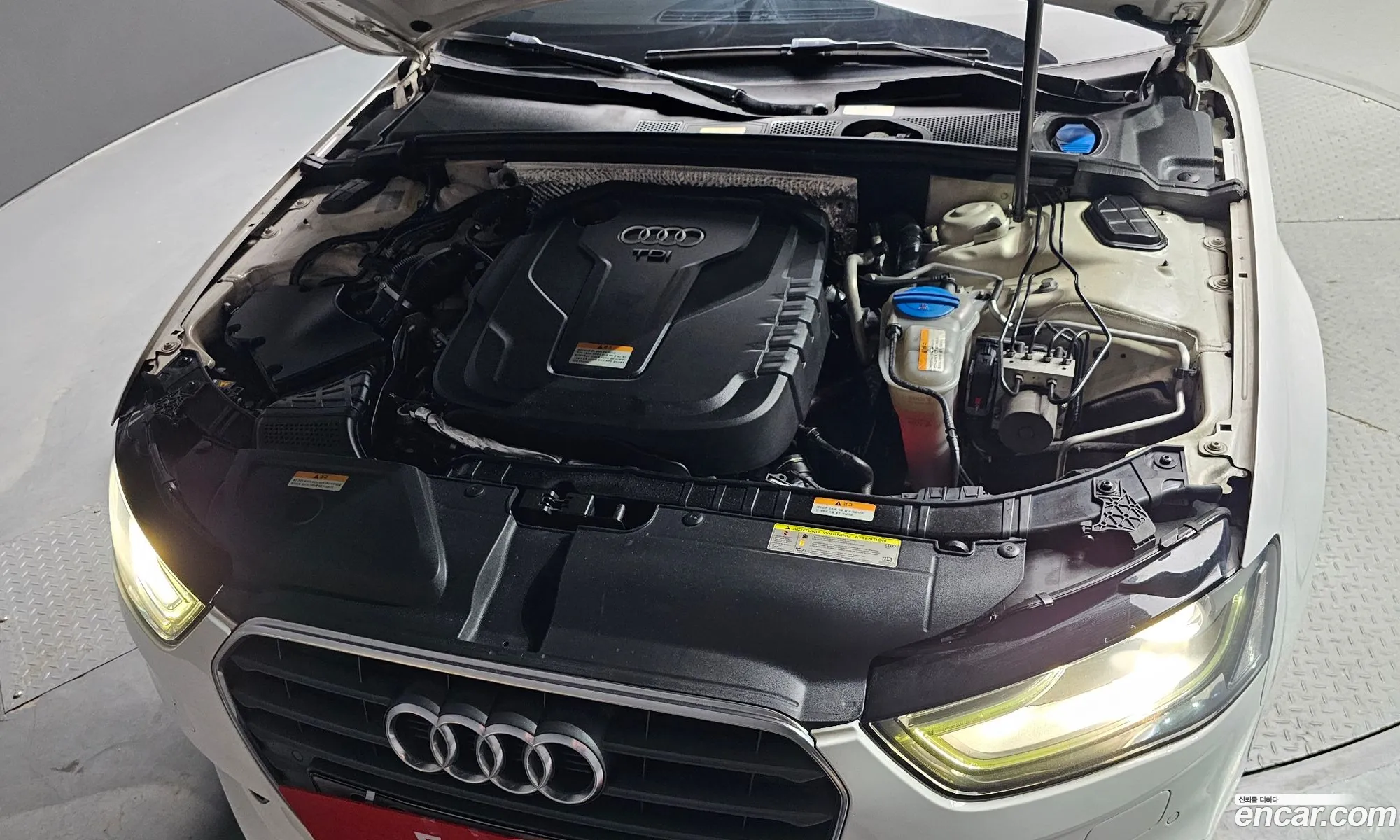 Audi New A4 30 Tdi Dynamic B8 - фотография 1176433