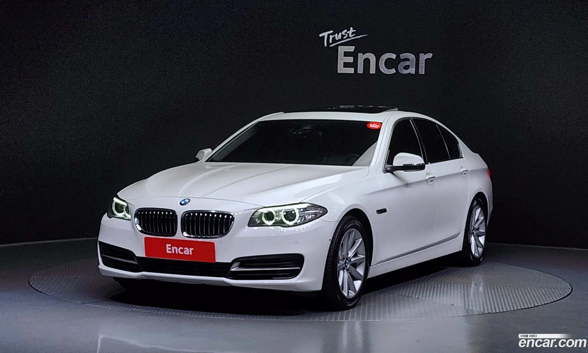 BMW 5 Series F10 528I xDrive - фотография 6955161