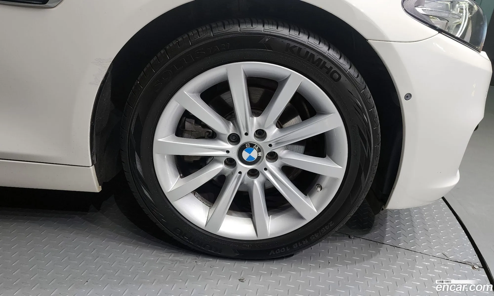 BMW 5 Series F10 528I xDrive - фотография 6955165