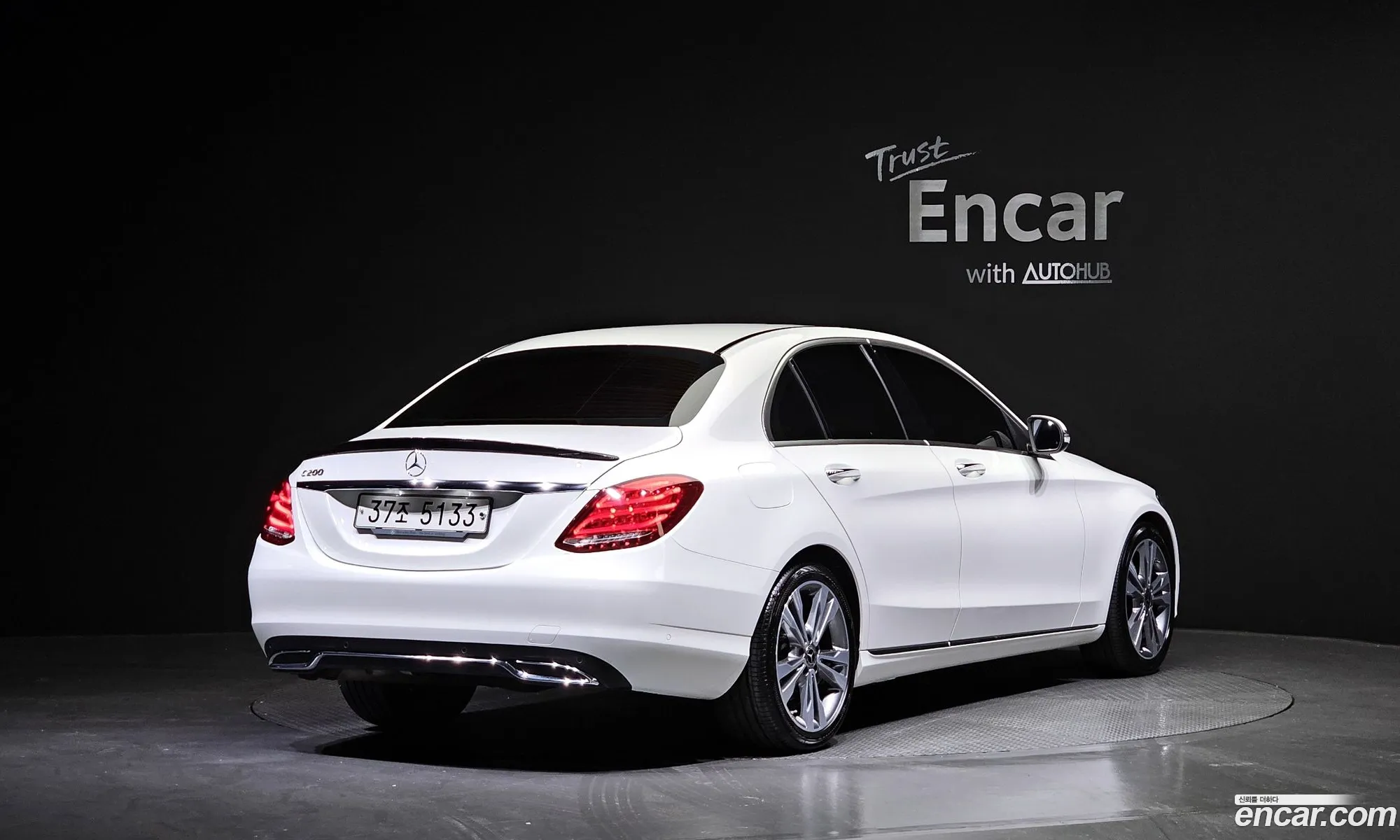 Mercedes C-Class W205 C200 Avantgarde - фотография 19816138