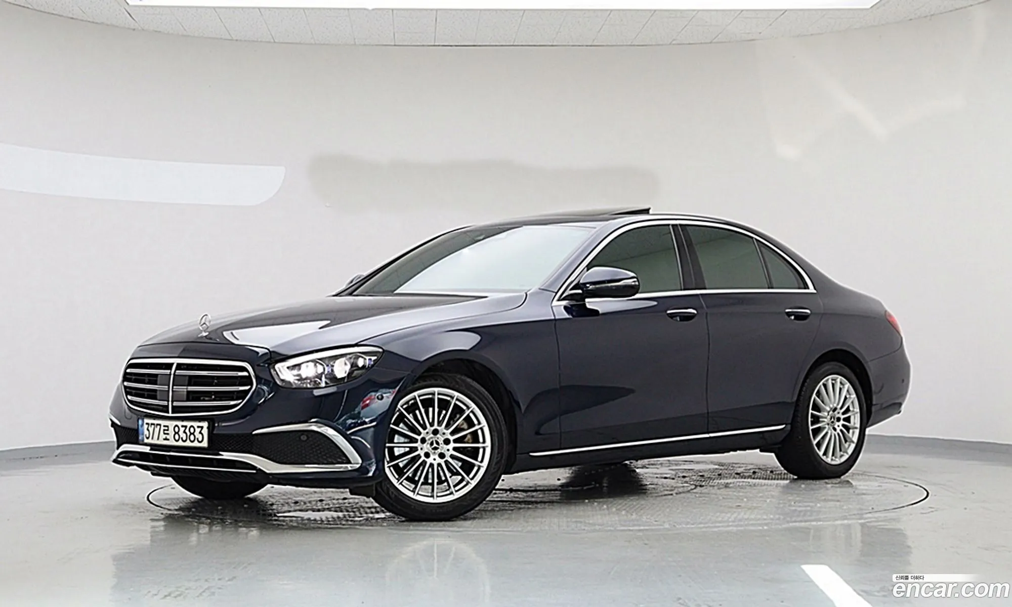 Mercedes E-Class W213 E250 Exclusive - фотография 19210424