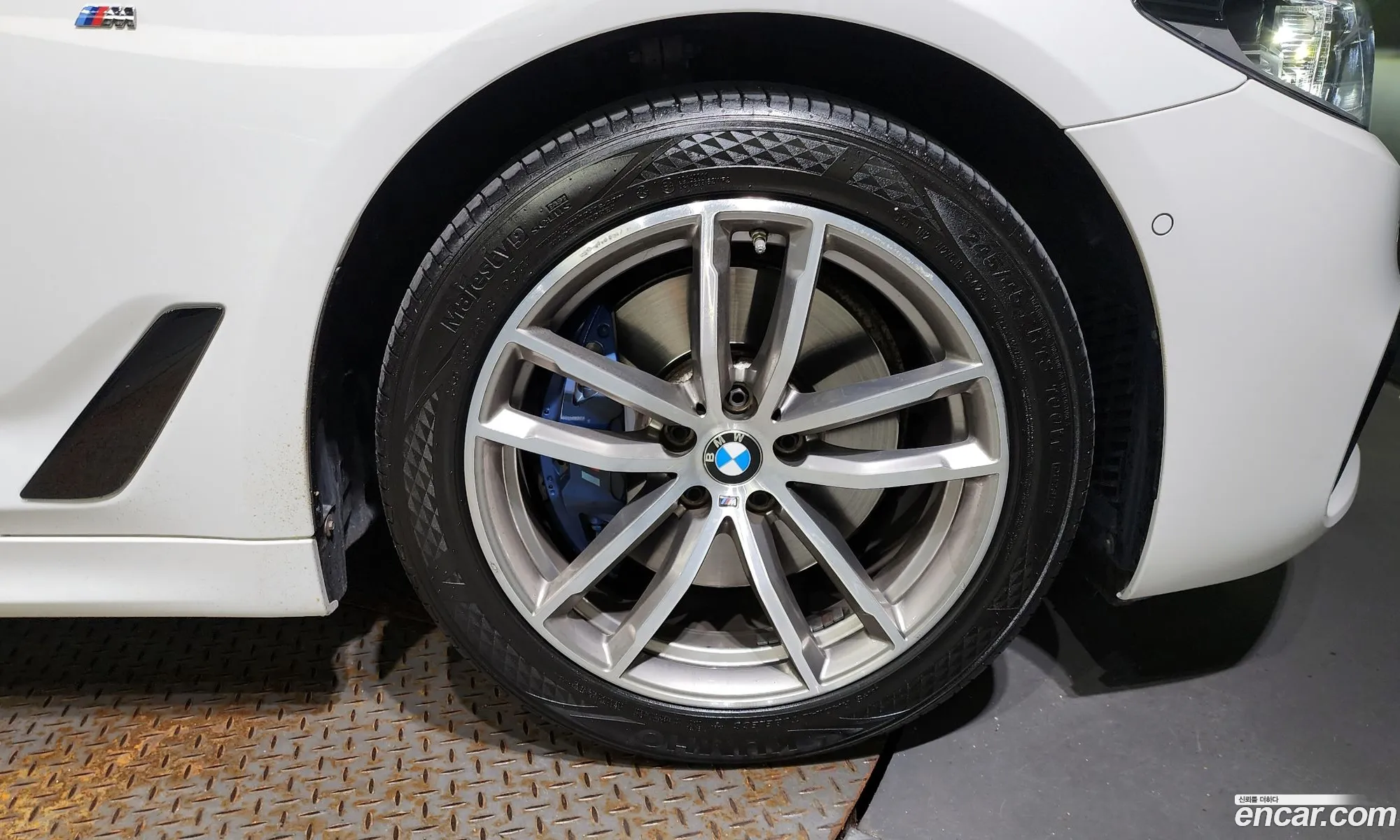 BMW 5 Series G30 530I M Sports - фотография 5534107