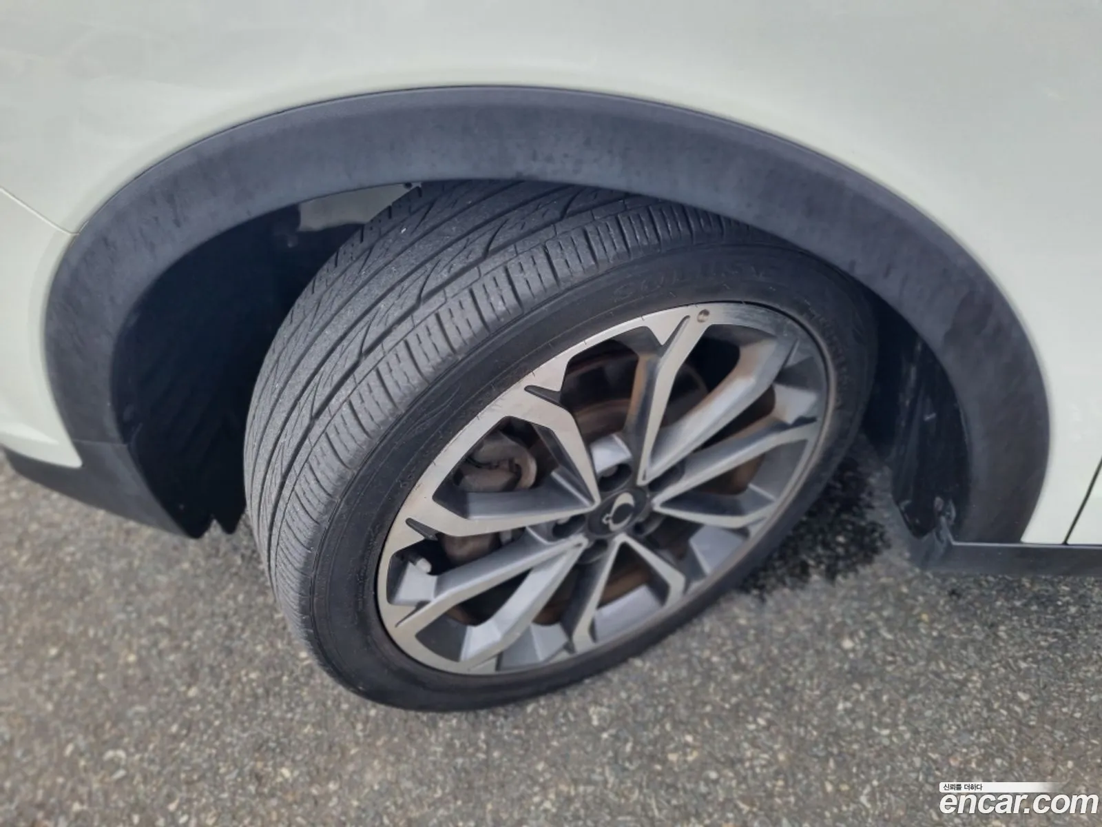 Kg Mobility Ssangyong Tivoli Armor Diesel Gear Edition 2Wd - фотография 8206580