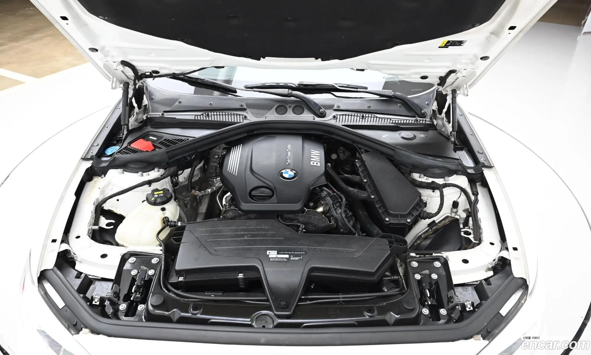 BMW 1 Series F20 118D Sports 5-Door - фотография 18465356