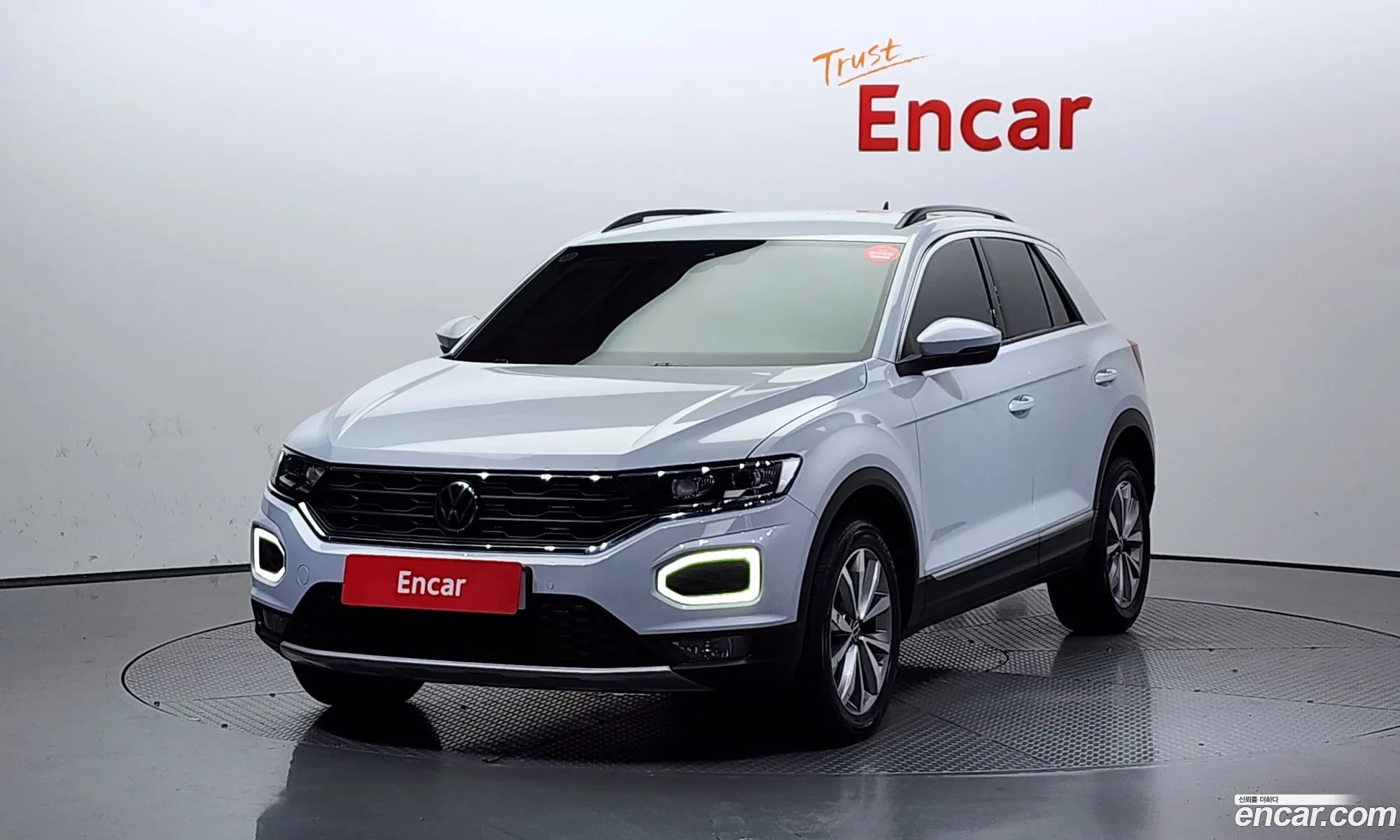 Volkswagen T-Roc 20 Tdi Style - фотография 8019055