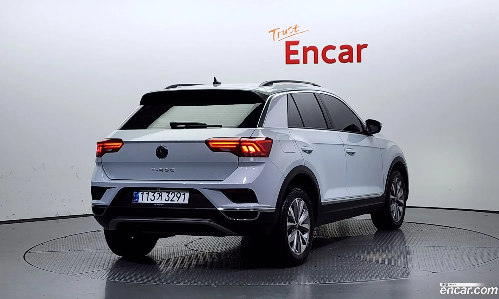 Volkswagen T-Roc 20 Tdi Style - фотография 8019056