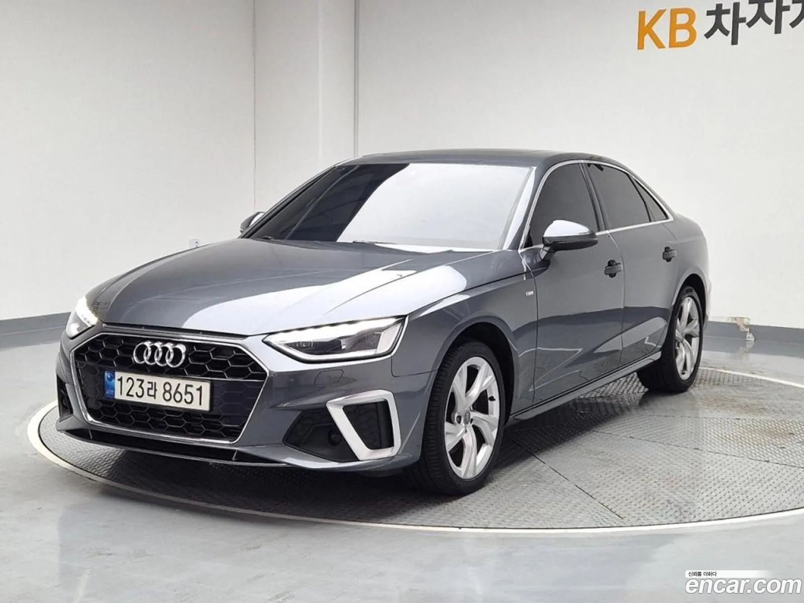 Audi A4 B9 40 Tfsi Premium - фотография 437915