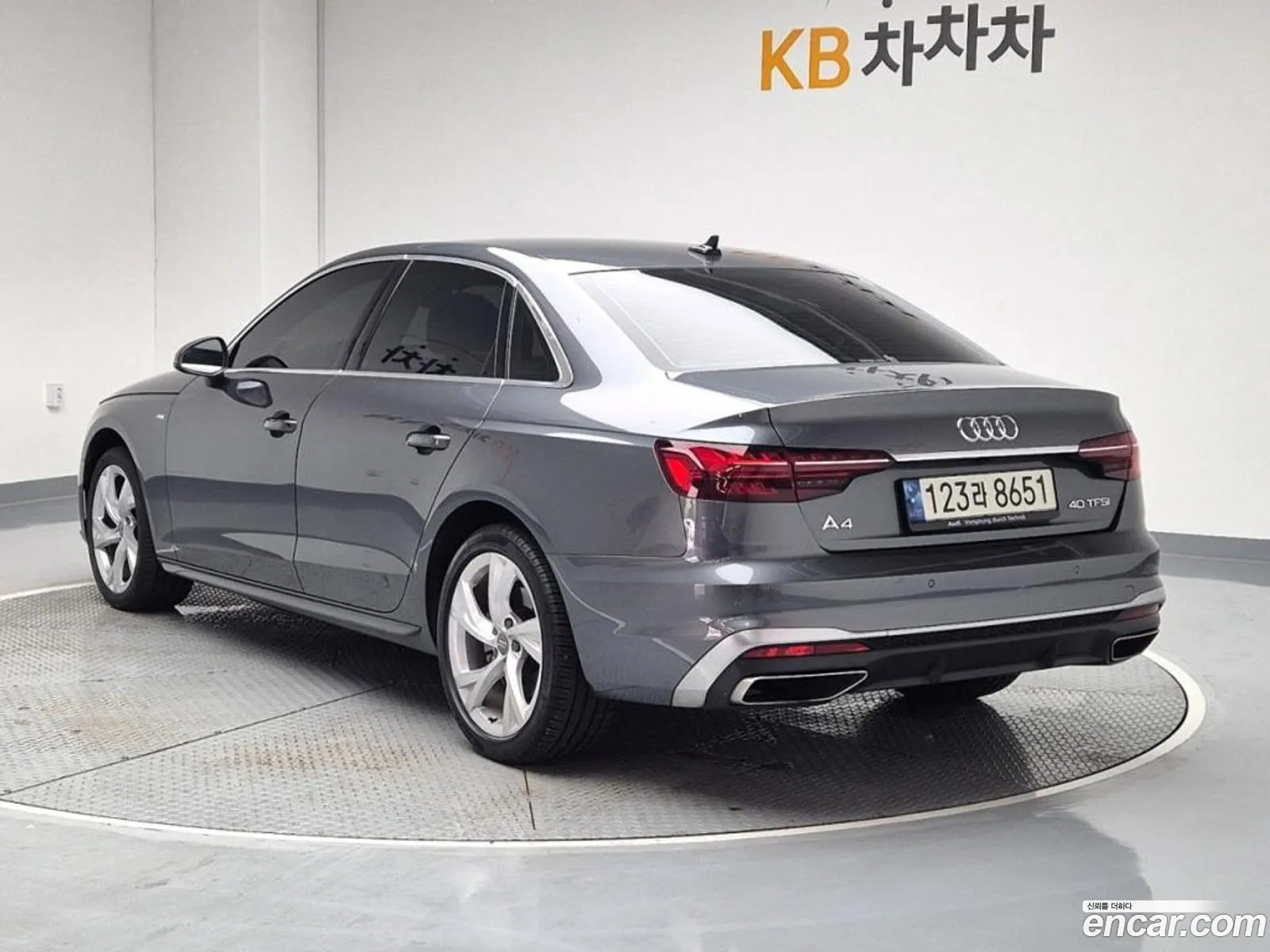 Audi A4 B9 40 Tfsi Premium - фотография 437916