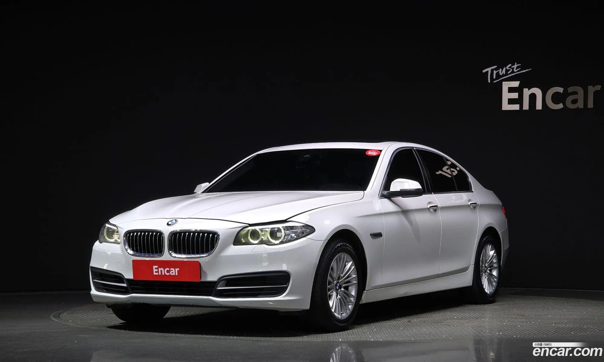 BMW 5 Series F10 520D xDrive - фотография 7292318