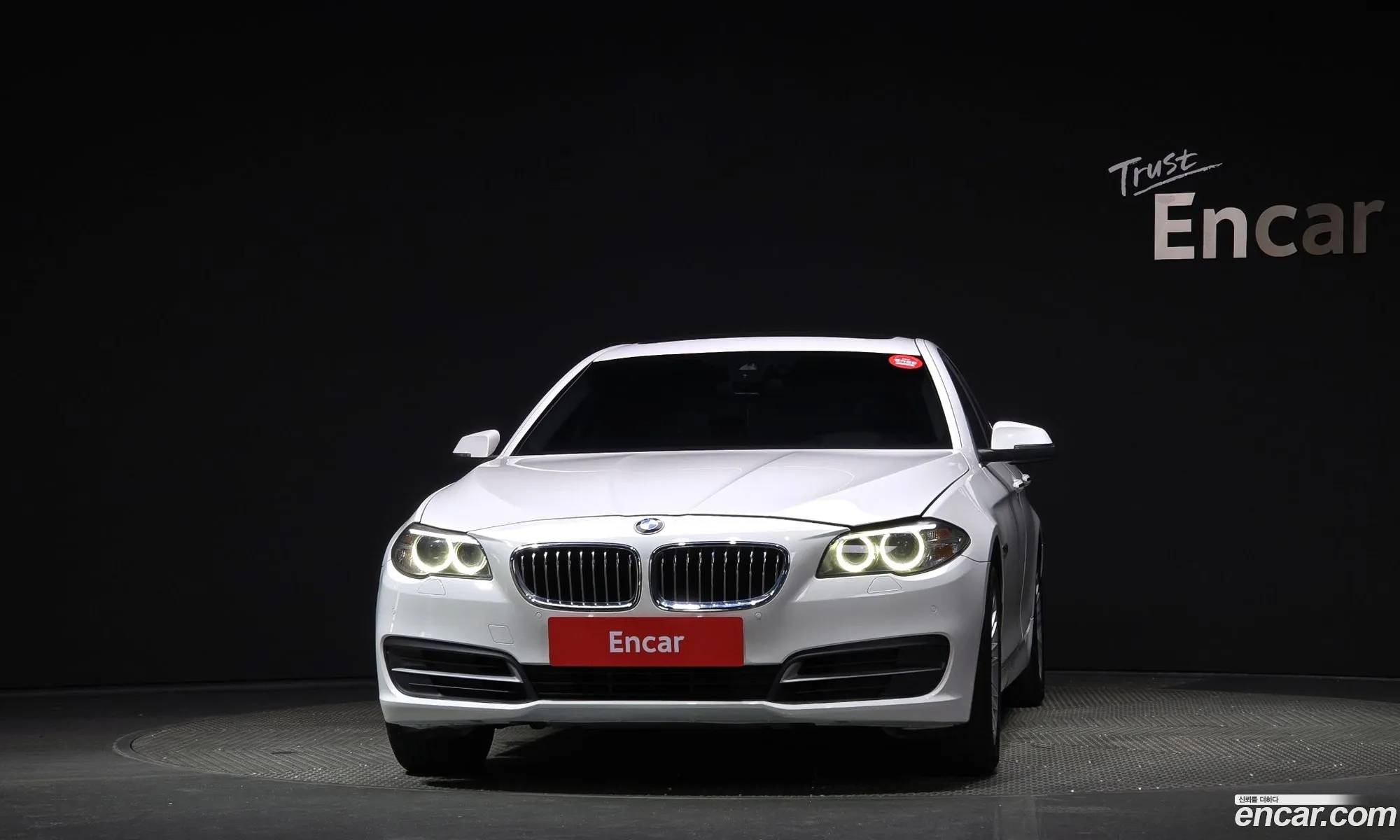 BMW 5 Series F10 520D xDrive - фотография 7292320