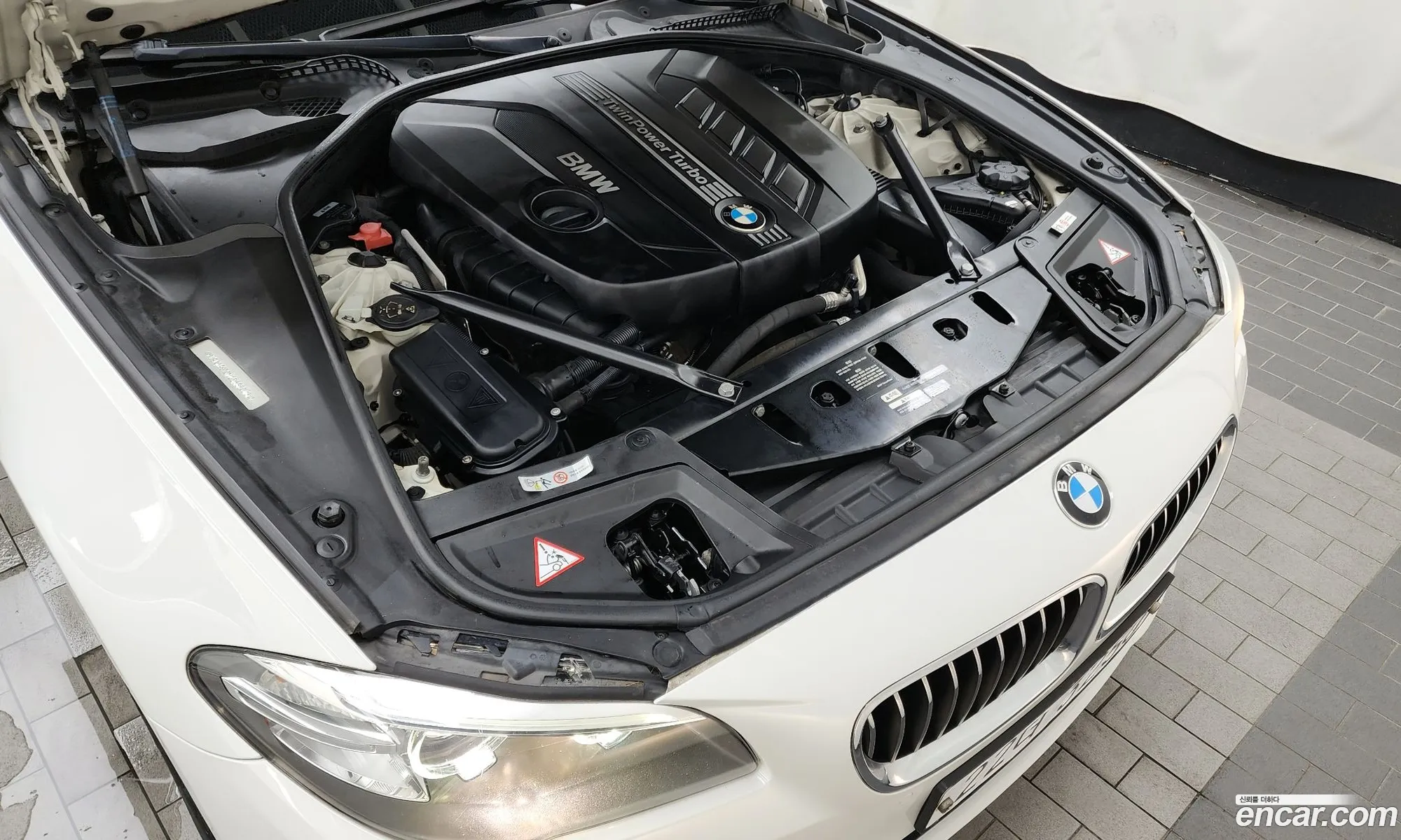BMW 5 Series F10 520D xDrive - фотография 7292323