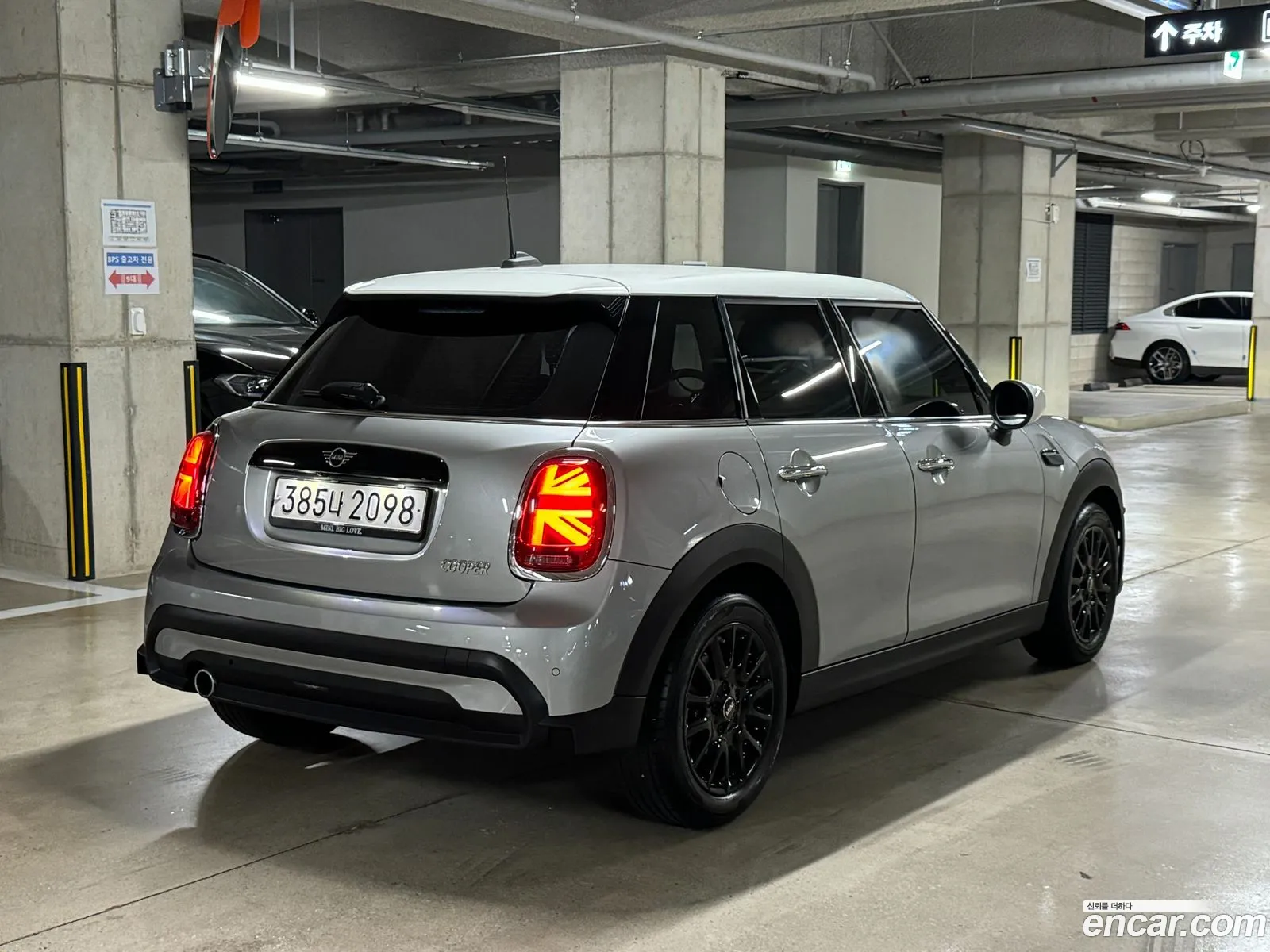 Mini Cooper 5-Door Classic 3Rd Generation - фотография 953510