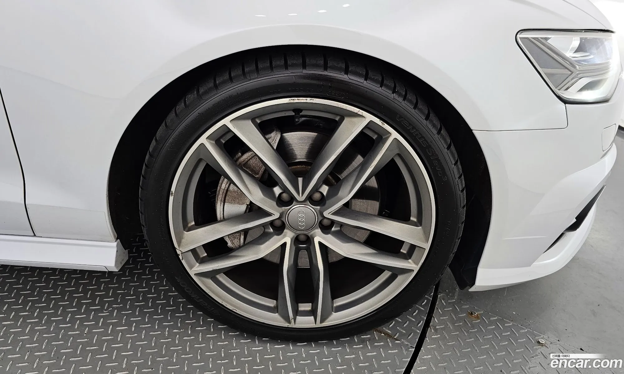 Audi New A6 55 Tdi Quattro Sport C7 - фотография 13130711