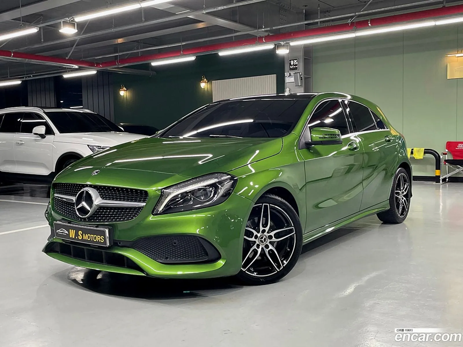 Mercedes A-Class W176 A200 Amg Line - фотография 19501061