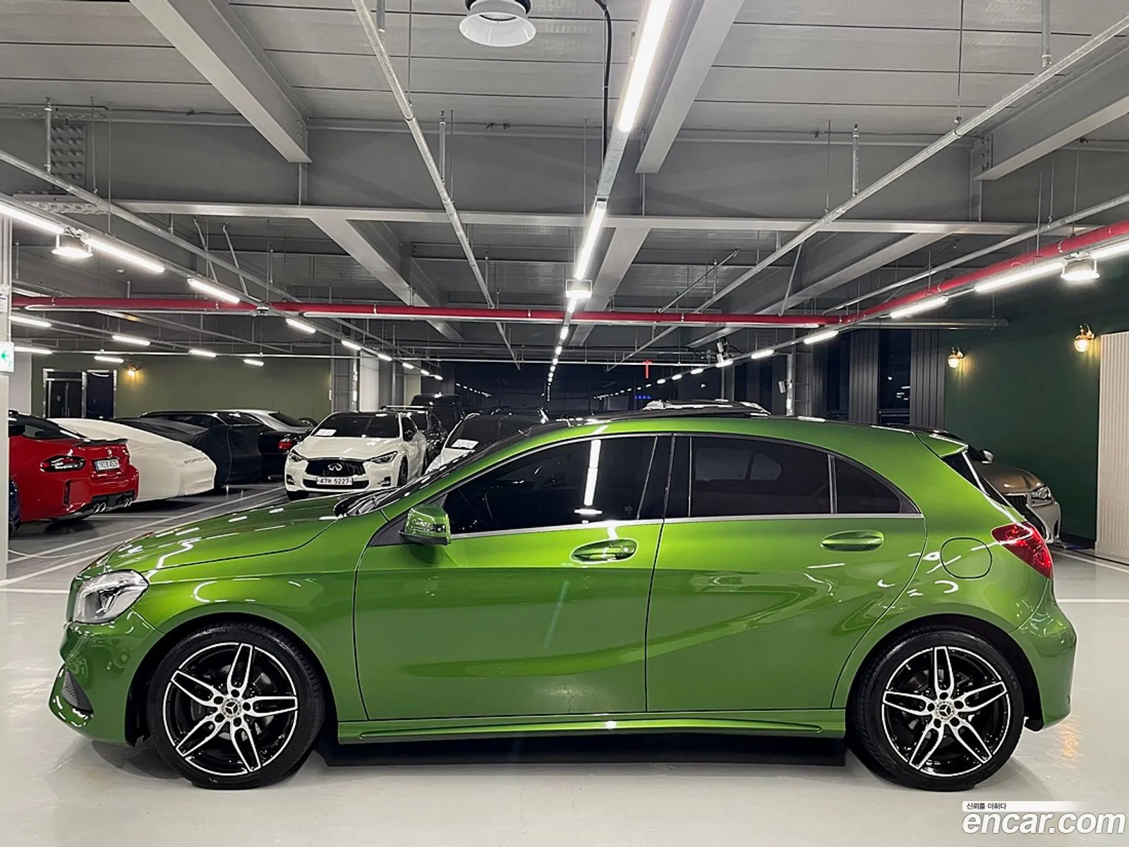 Mercedes A-Class W176 A200 Amg Line - фотография 19501064