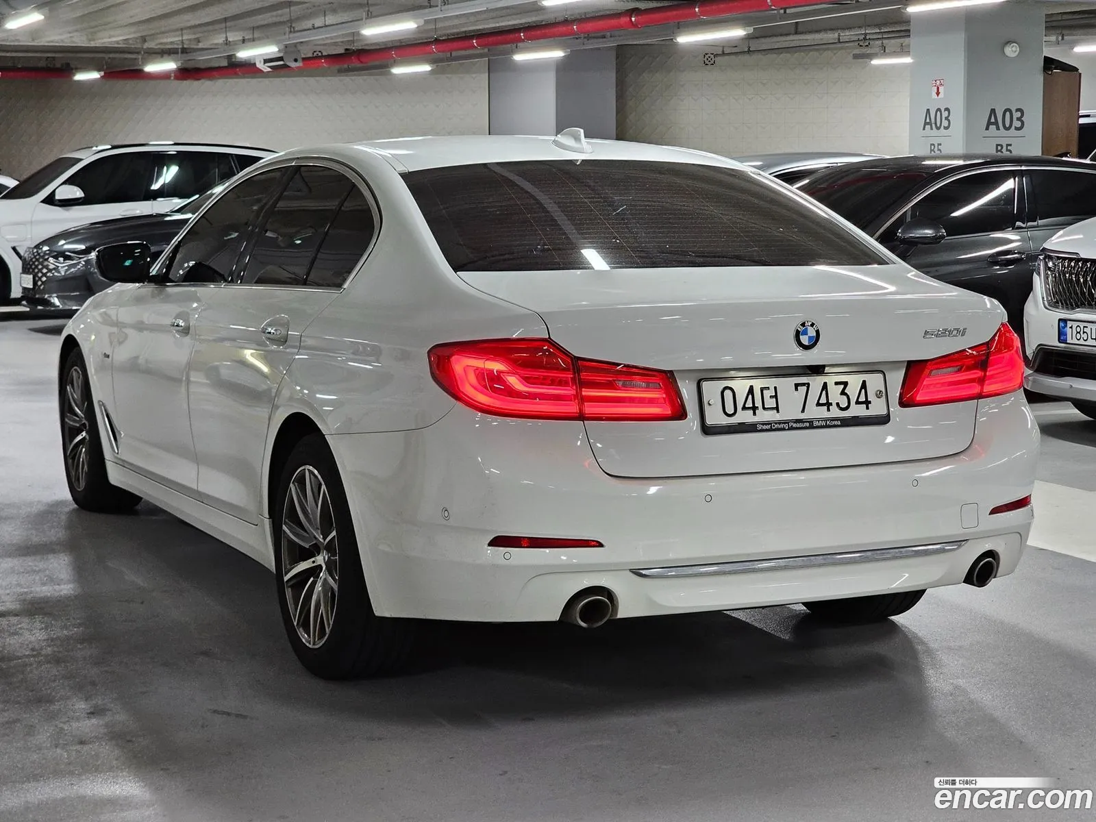 BMW 5 Series G30 520I Luxury - фотография 8221281
