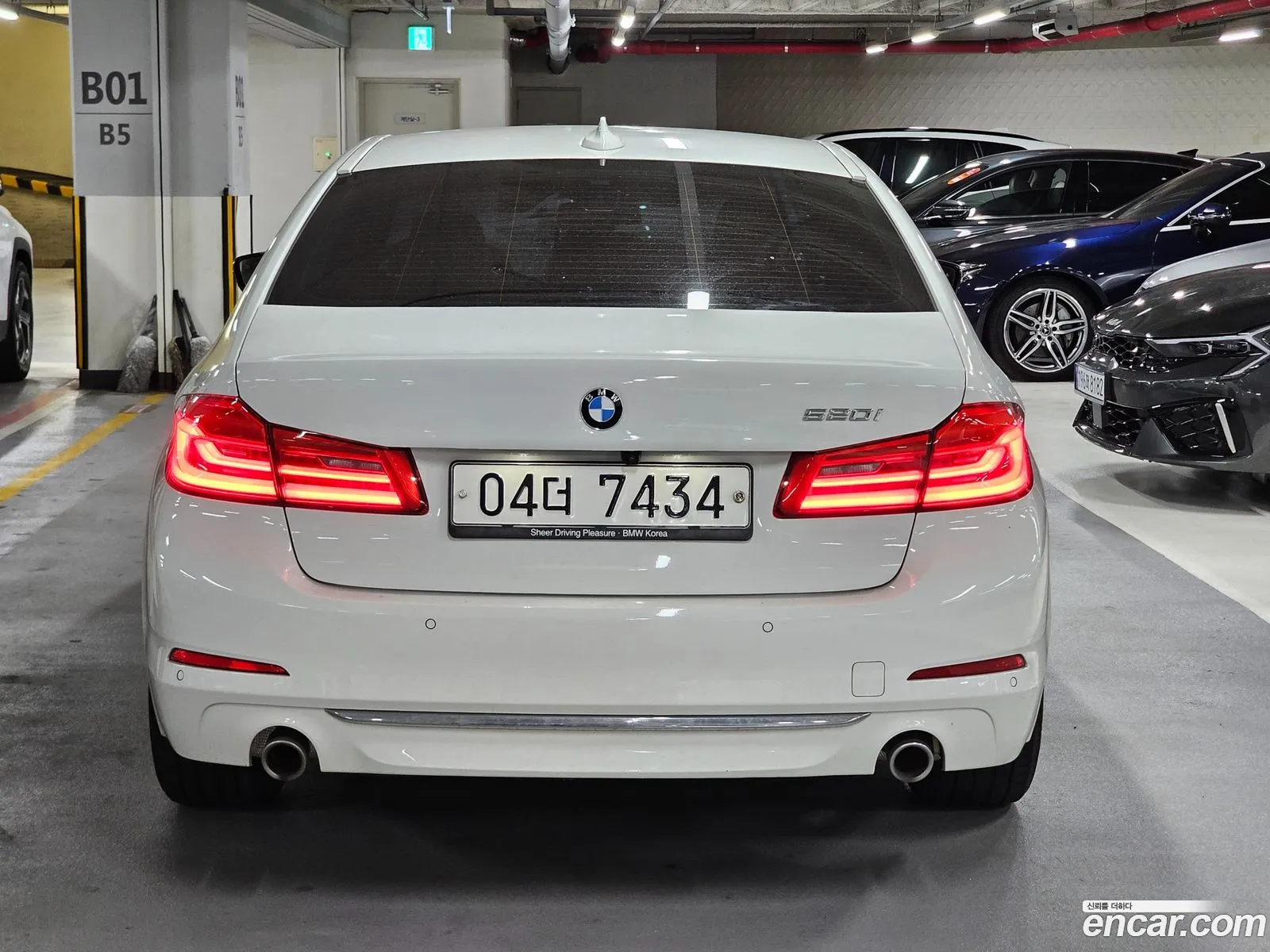 BMW 5 Series G30 520I Luxury - фотография 8221282