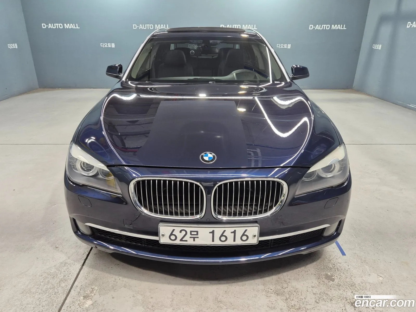 BMW 7 Series F01 740Li - фотография 7292271