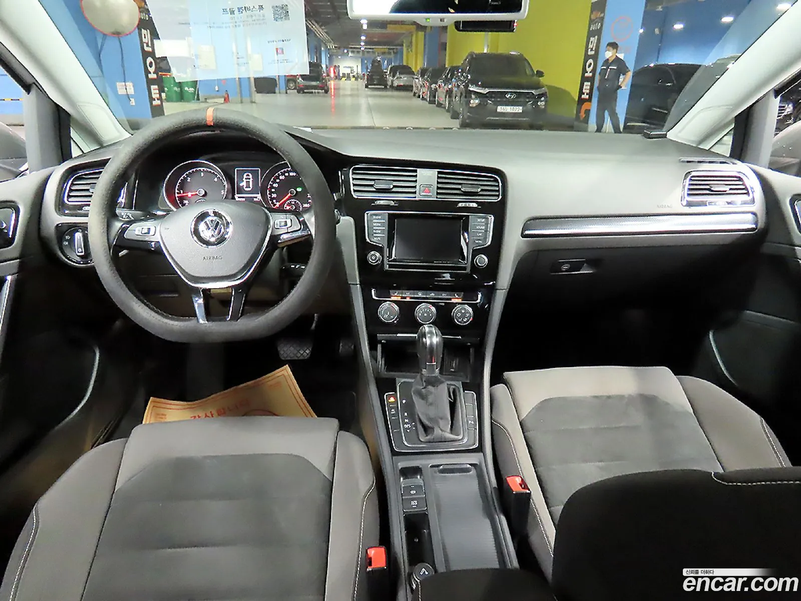 Volkswagen Golf 6Th Generation 16 Tdi Bluemotion - фотография 12813411