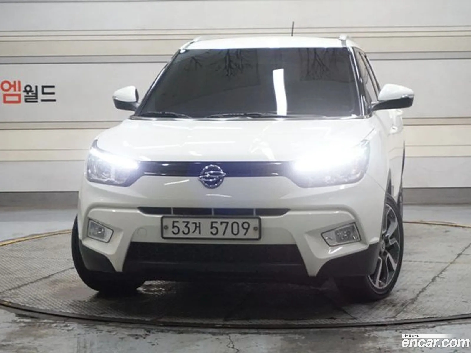 Kg Mobility Ssangyong Tivoli Lx 2Wd Luxury Model - фотография 7973341