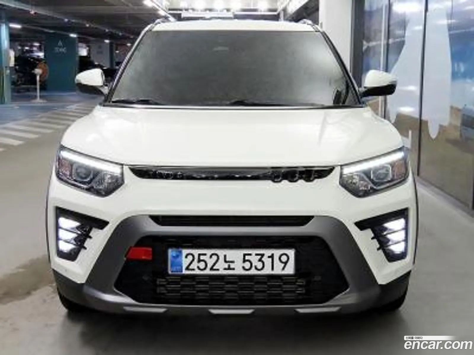 Kg Mobility Ssangyong The New Tivoli 15 2Wd V7 - фотография 7155936